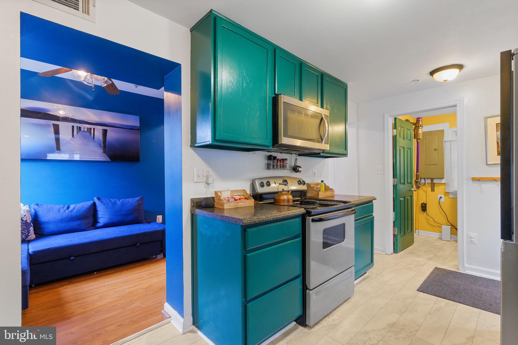 RIVIERA BEACH - Residential Lease