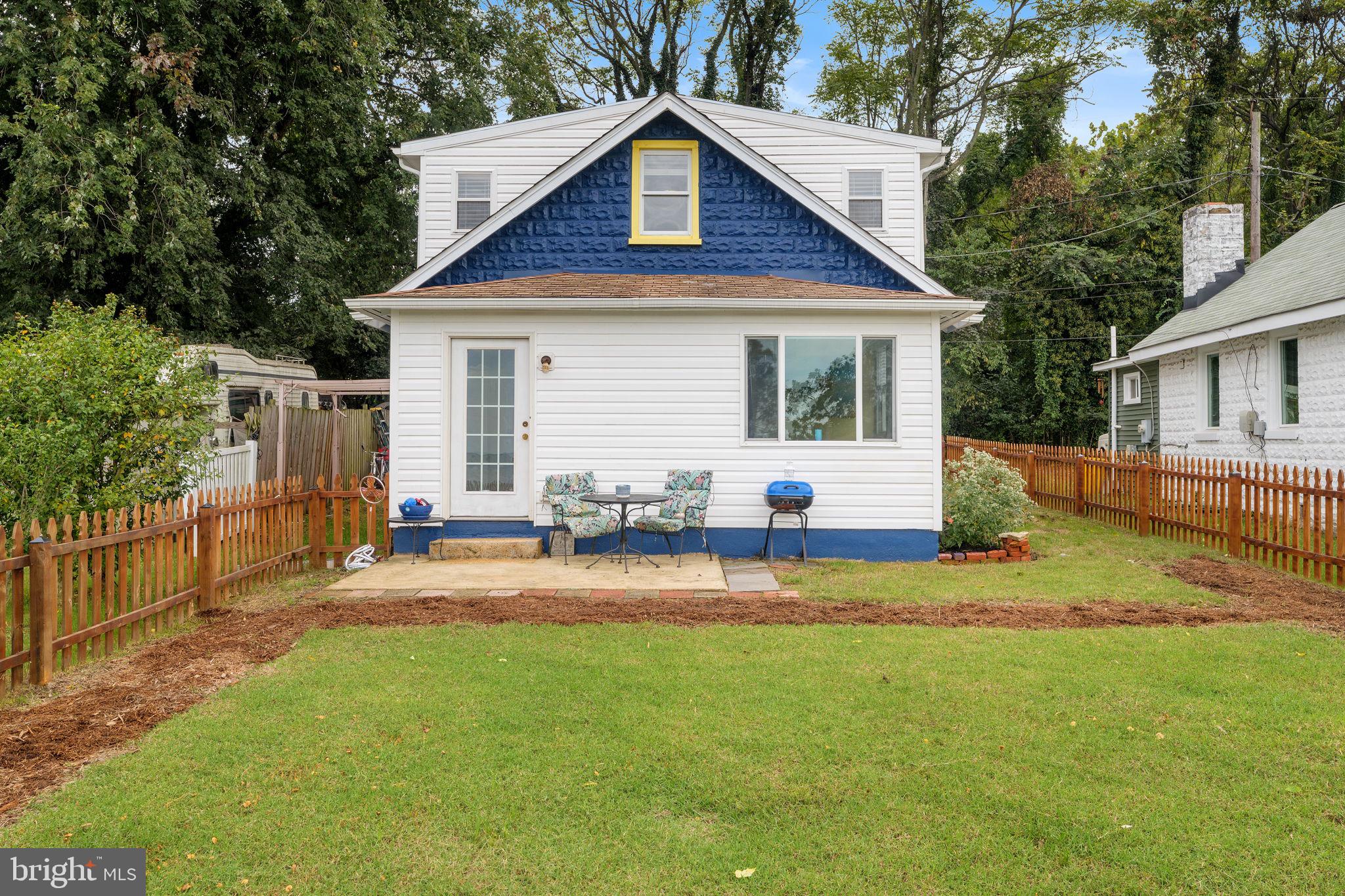 RIVIERA BEACH - Residential Lease