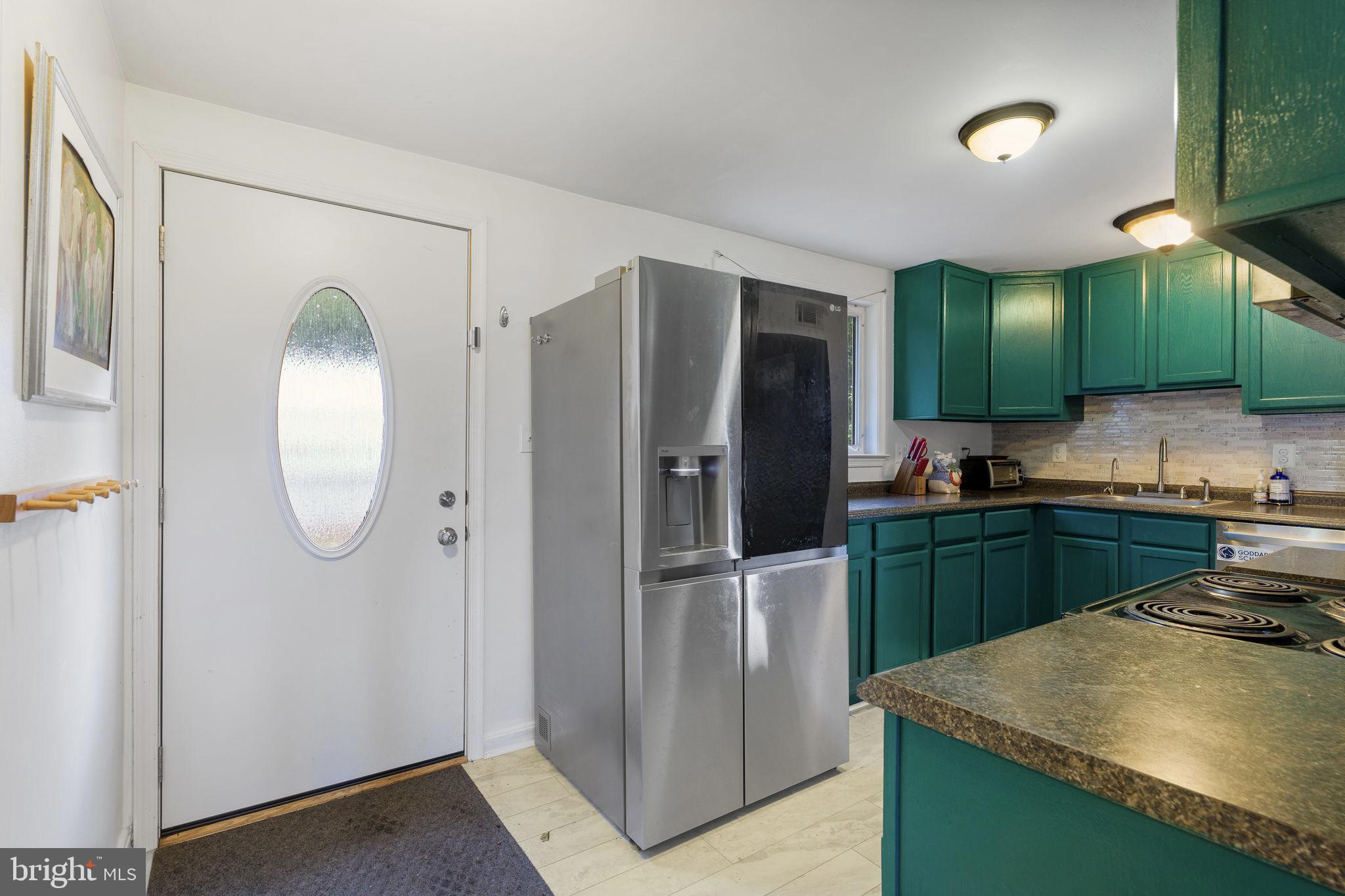 RIVIERA BEACH - Residential Lease