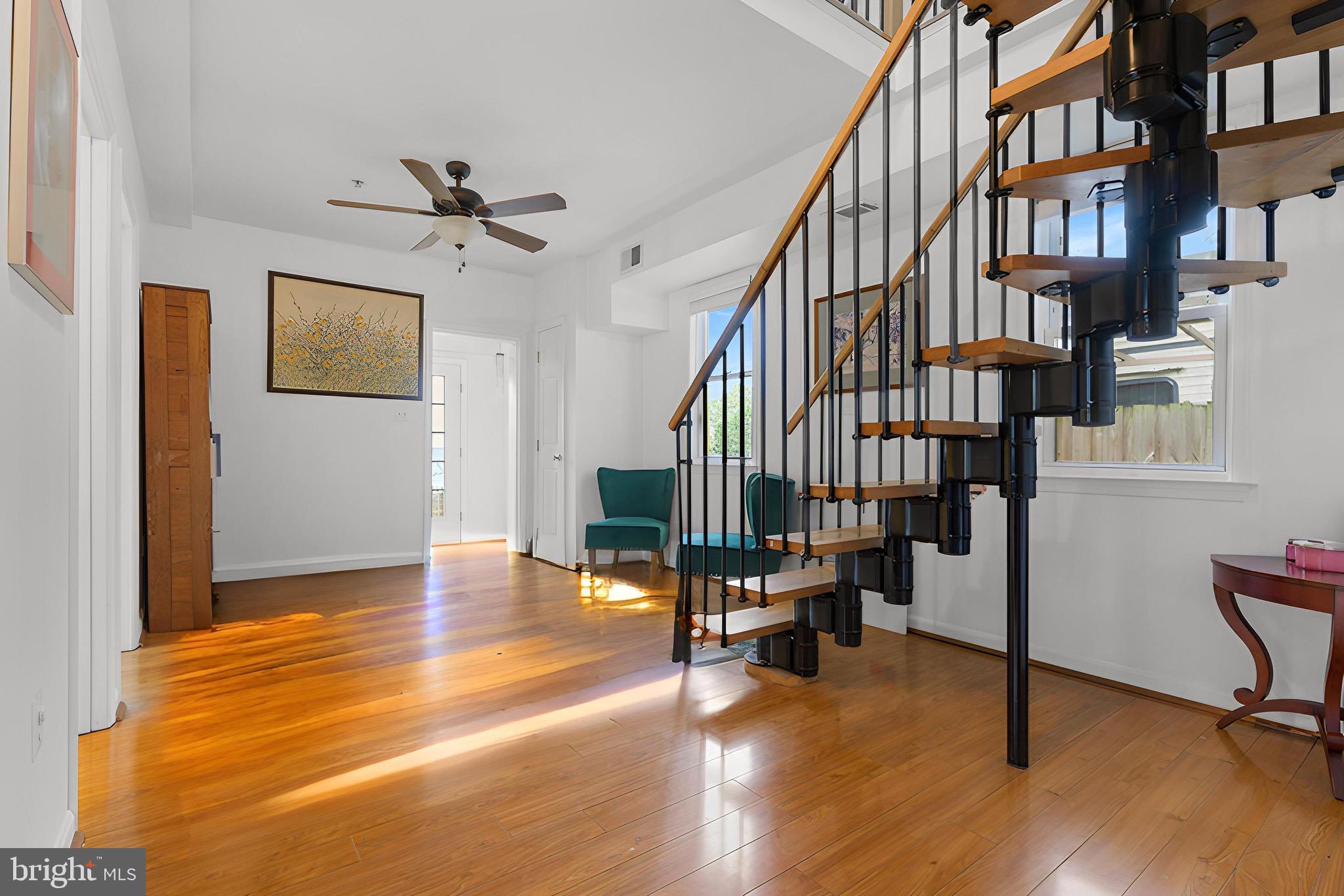 RIVIERA BEACH - Residential Lease