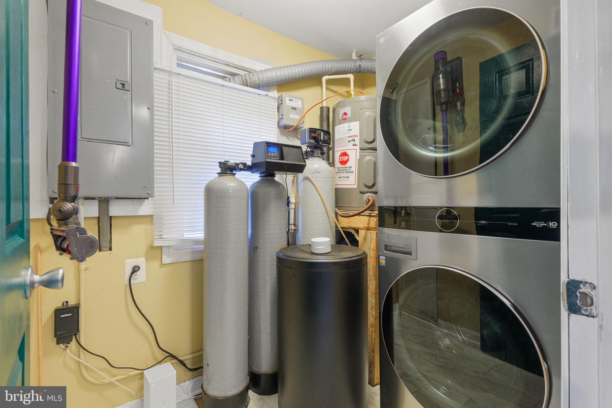 RIVIERA BEACH - Residential Lease