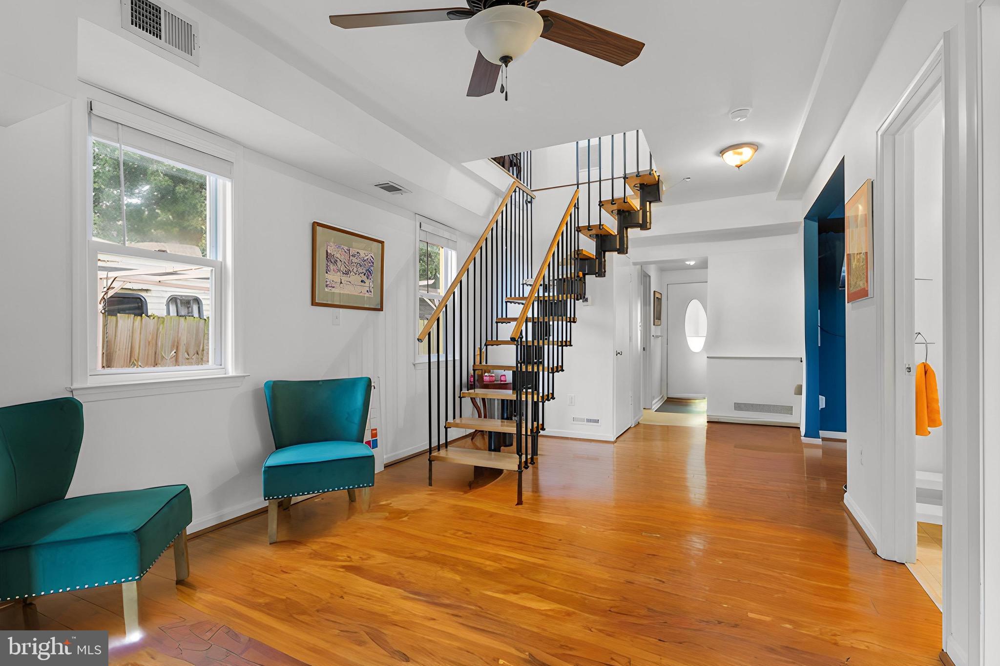 RIVIERA BEACH - Residential Lease