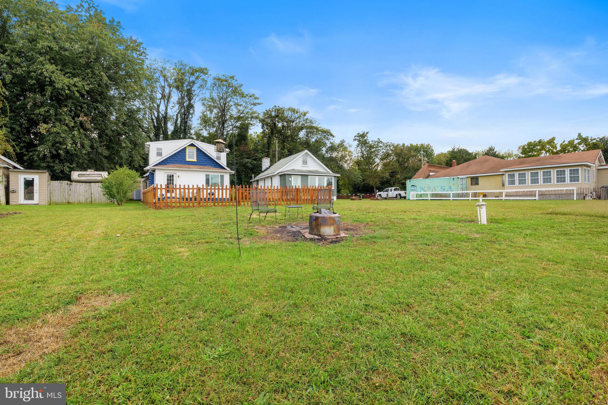 RIVIERA BEACH - Residential Lease