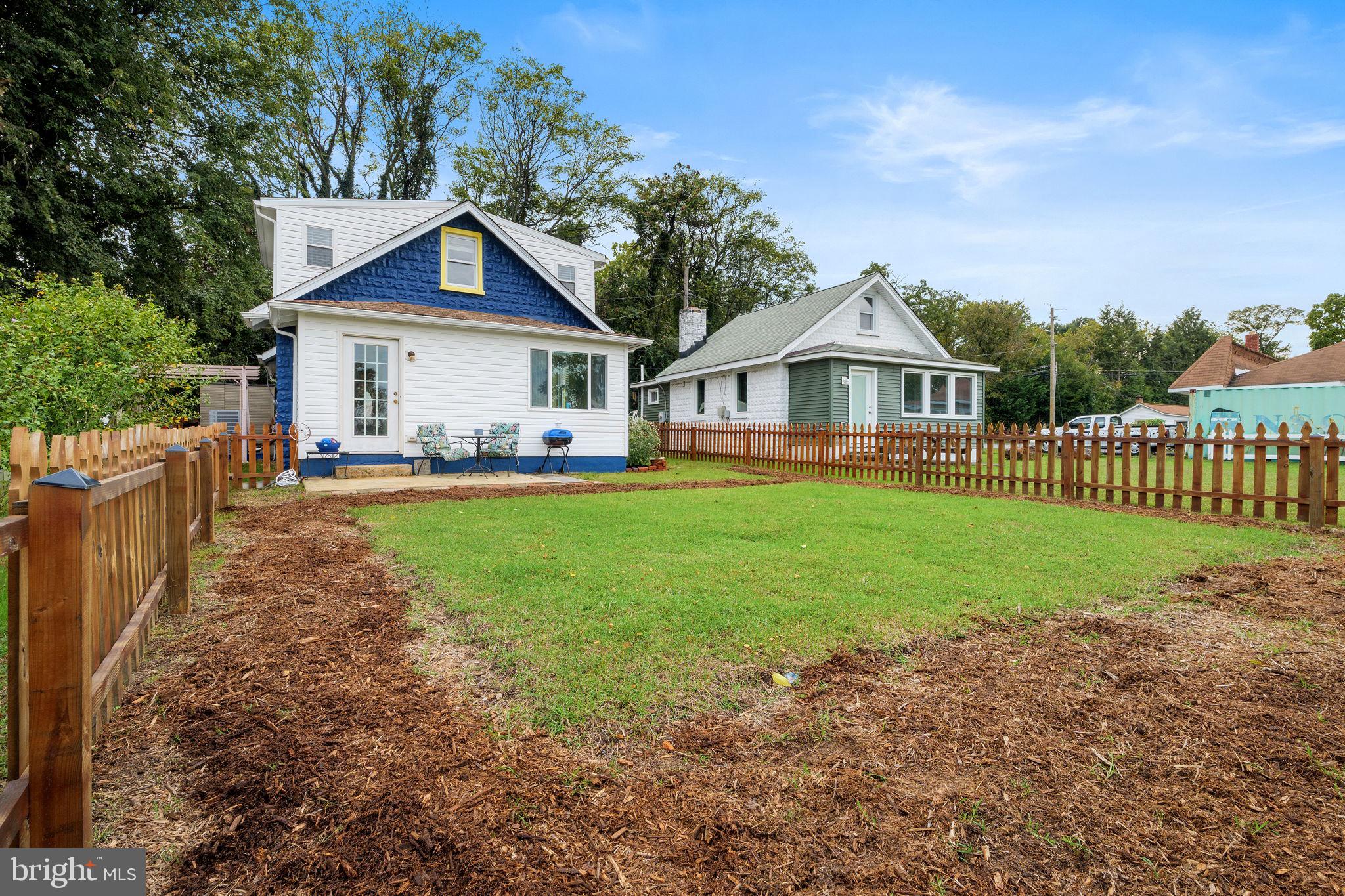 RIVIERA BEACH - Residential Lease