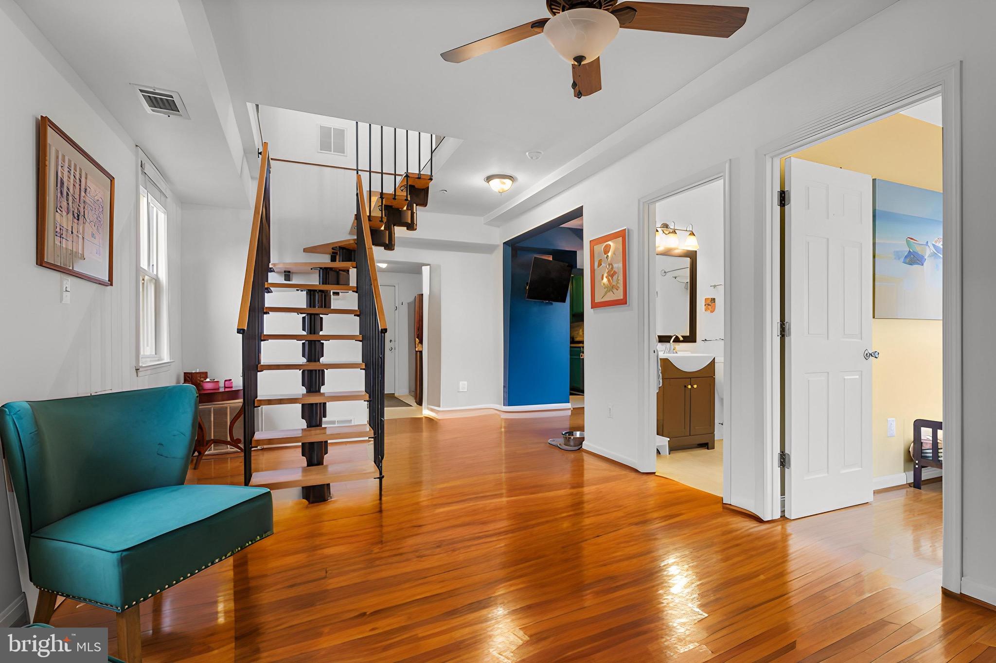 RIVIERA BEACH - Residential Lease