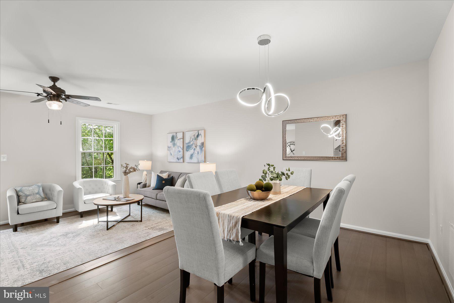 WOODLAND HILLS - Residential