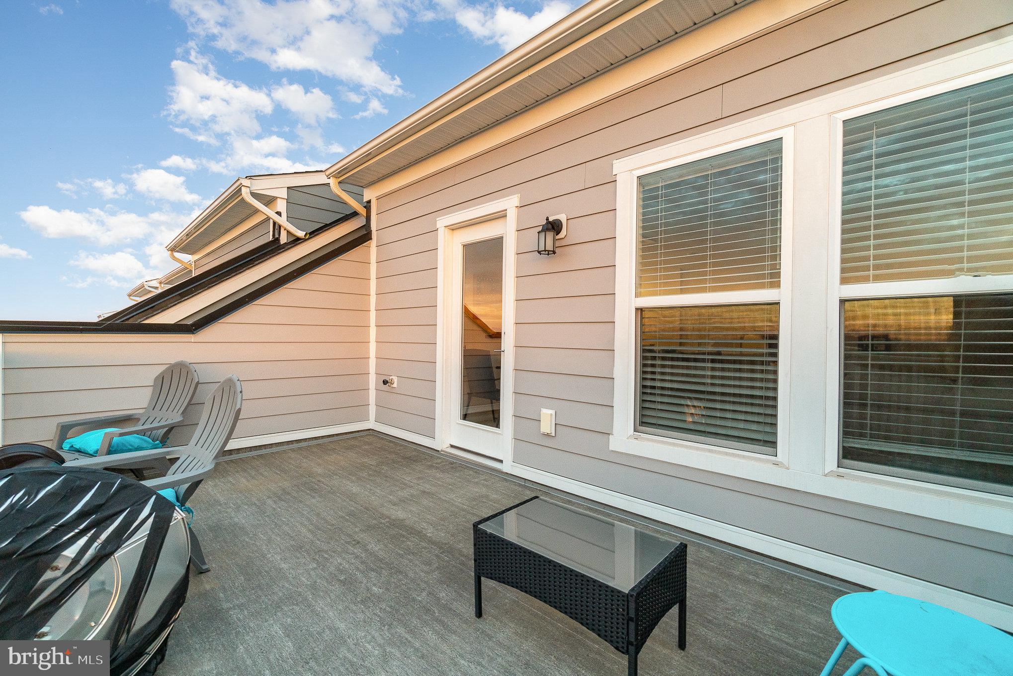 POTOMAC SHORES - Residential Lease