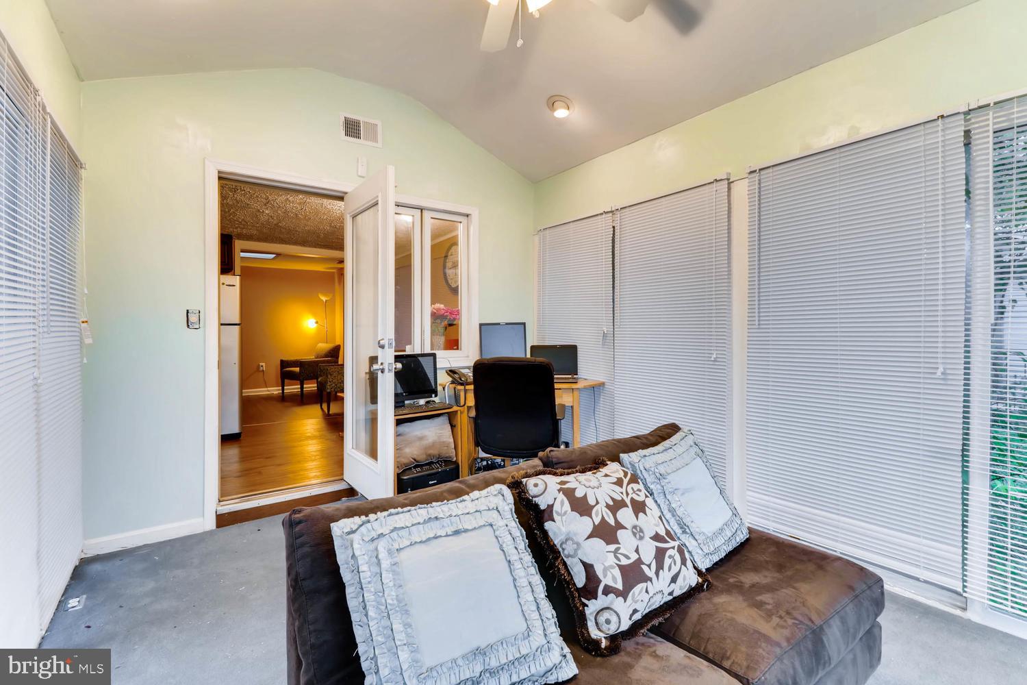 MARLEY PARK BEACH - Residential