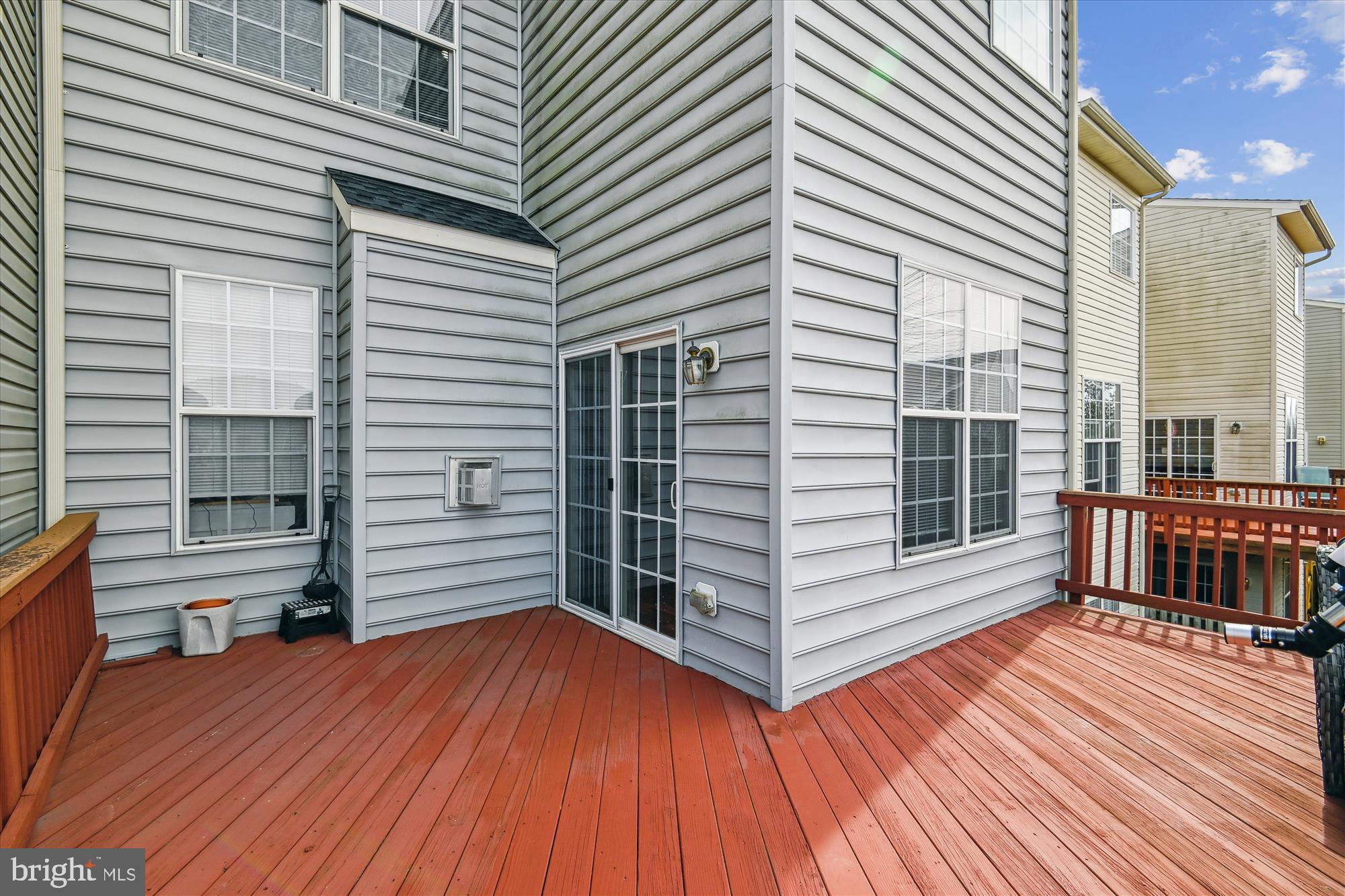 PINEDALE COURTS - Residential