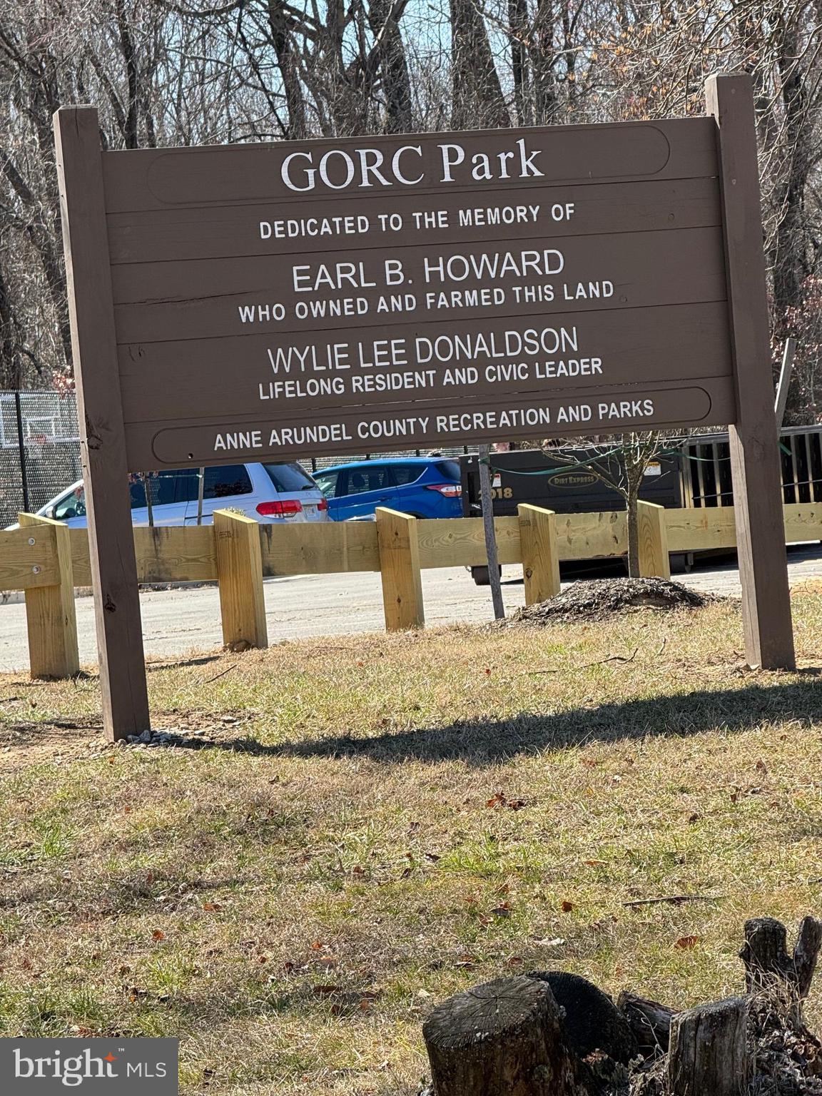 PINEDALE COURTS - Residential