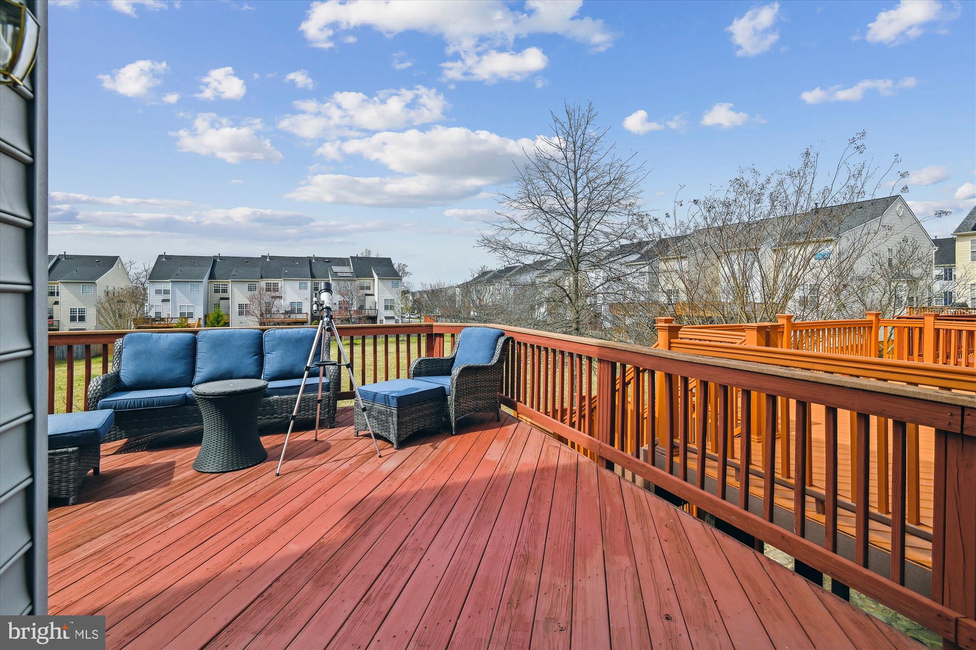 PINEDALE COURTS - Residential