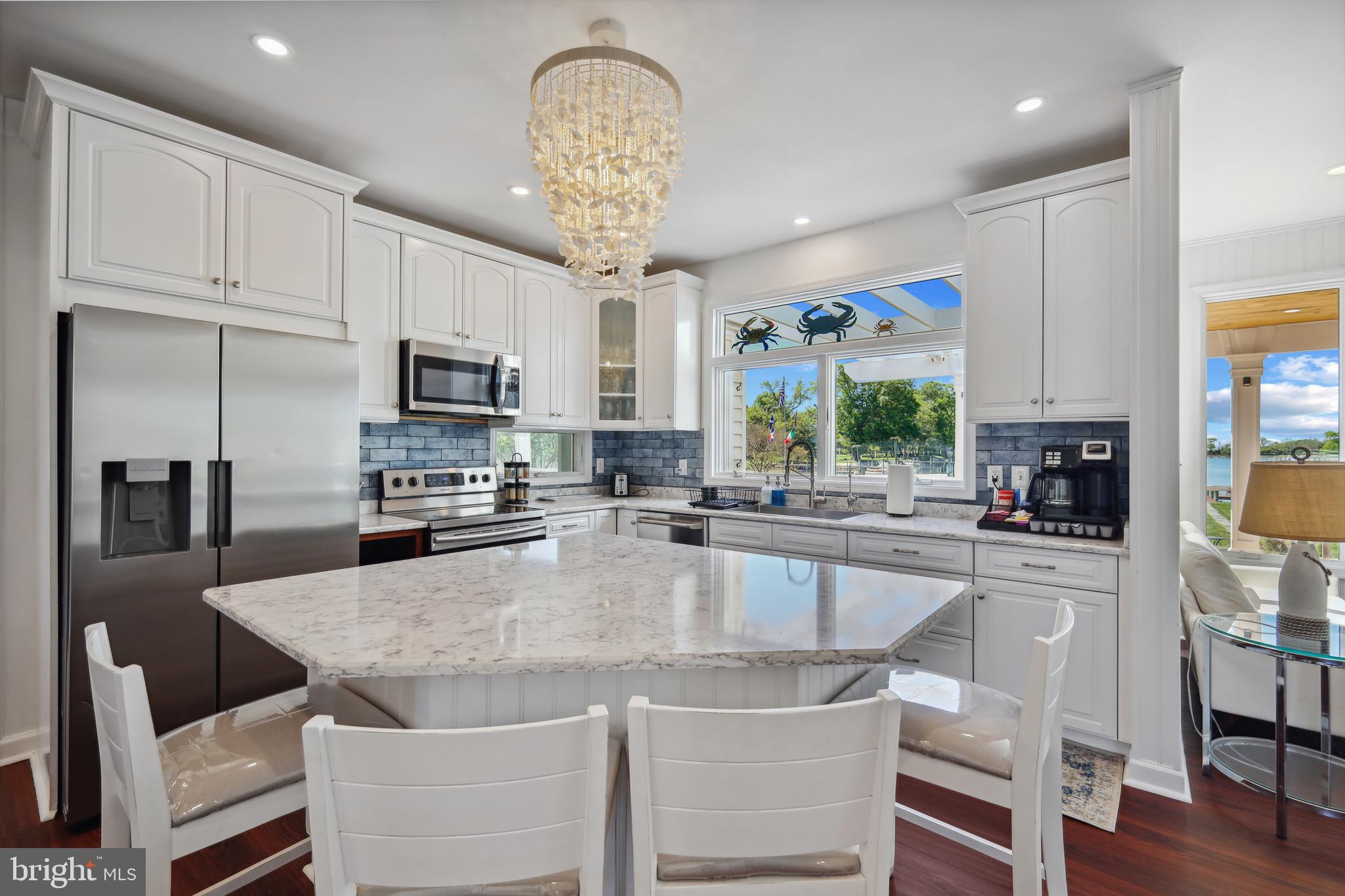 COVE CREEK CLUB - Residential