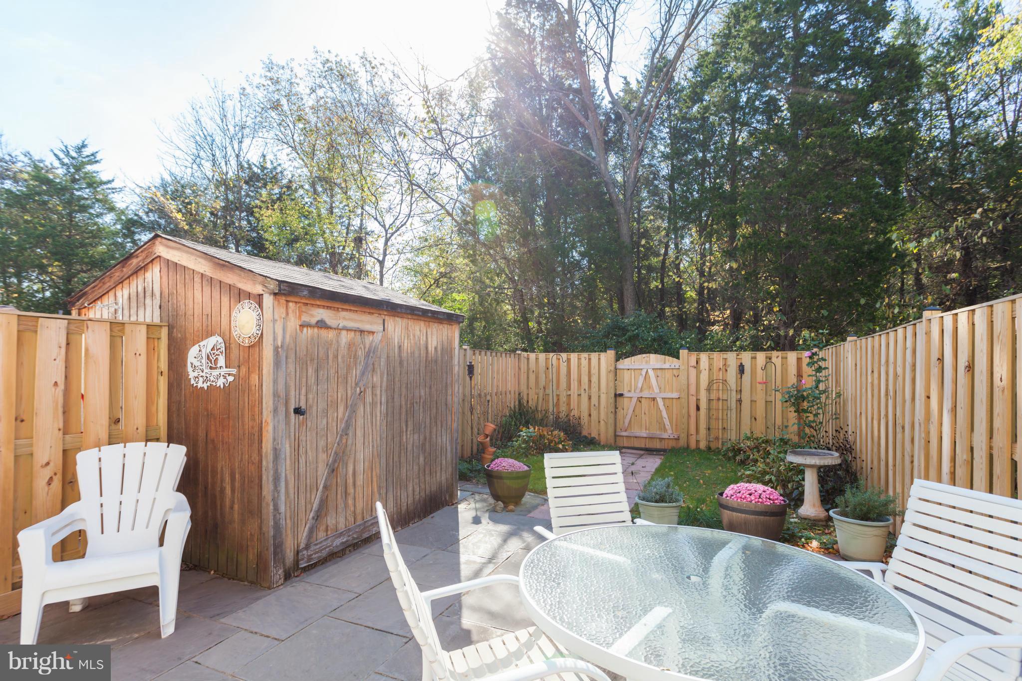 COUNTRYSIDE - Residential