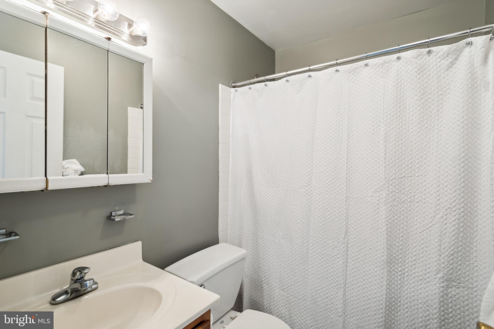 TEMPLE UNIVERSITY - Residential