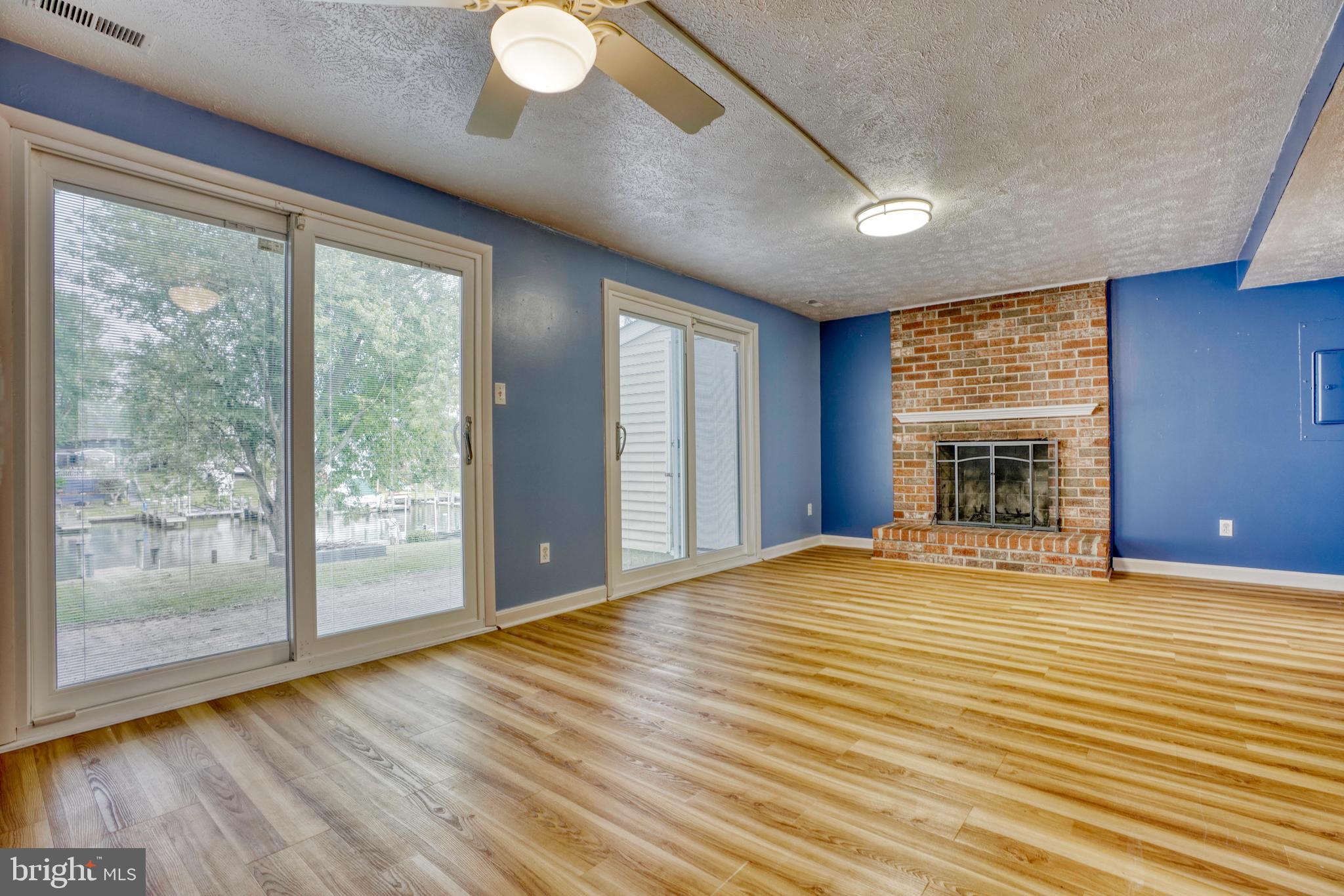 RUMSEY ISLAND - Residential