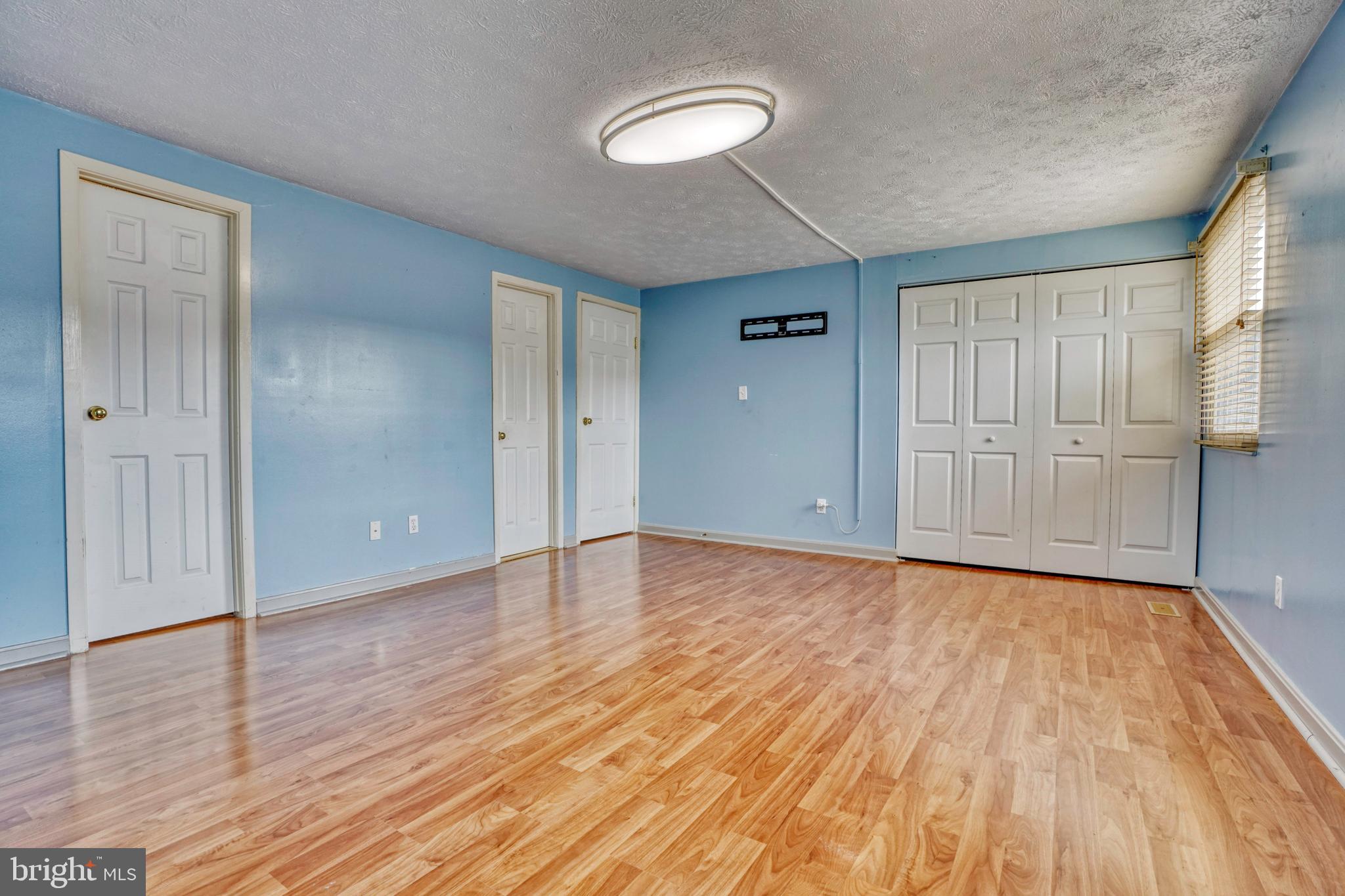 RUMSEY ISLAND - Residential