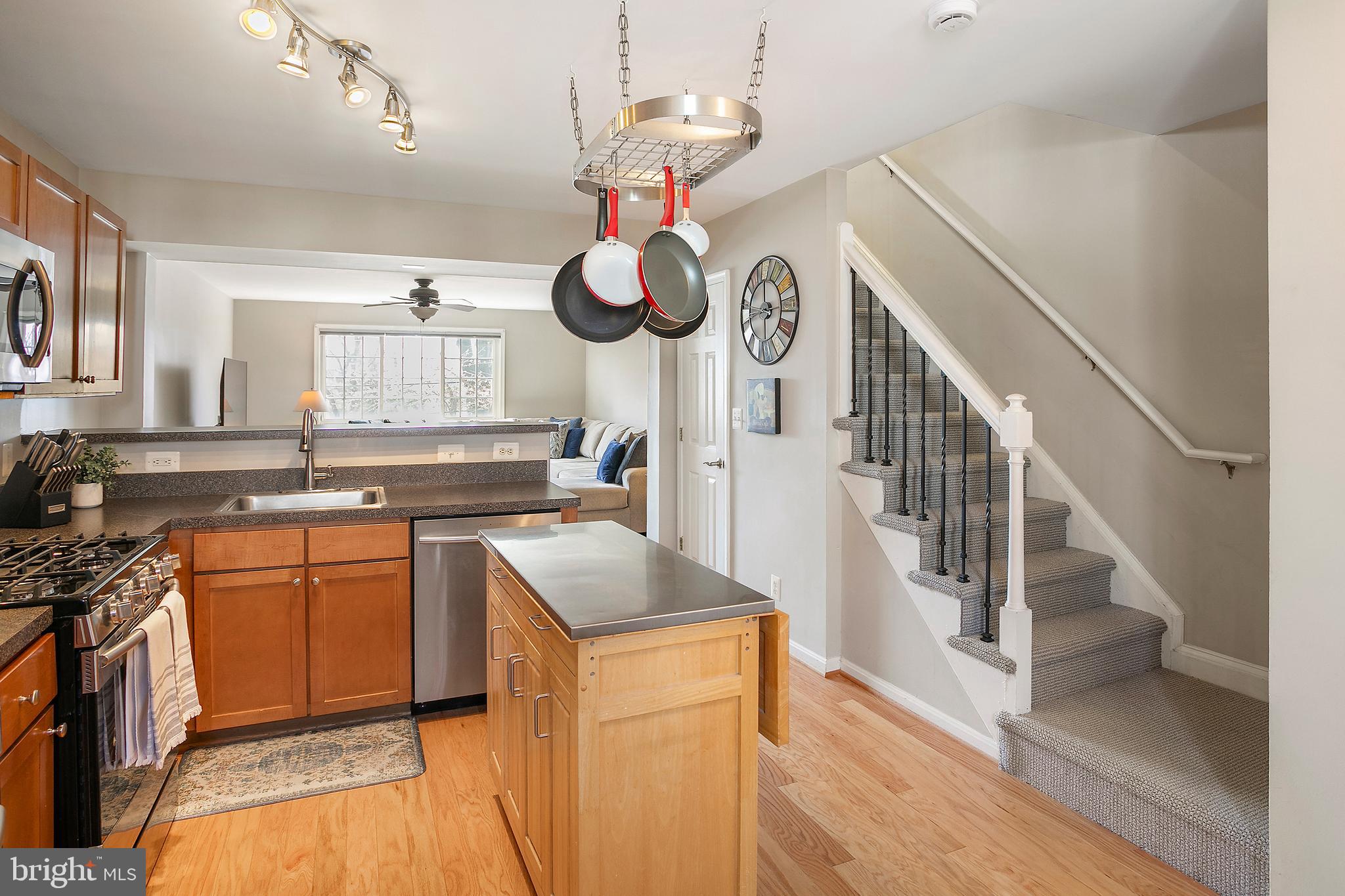 1279 N VAN DORN STREET N 1279