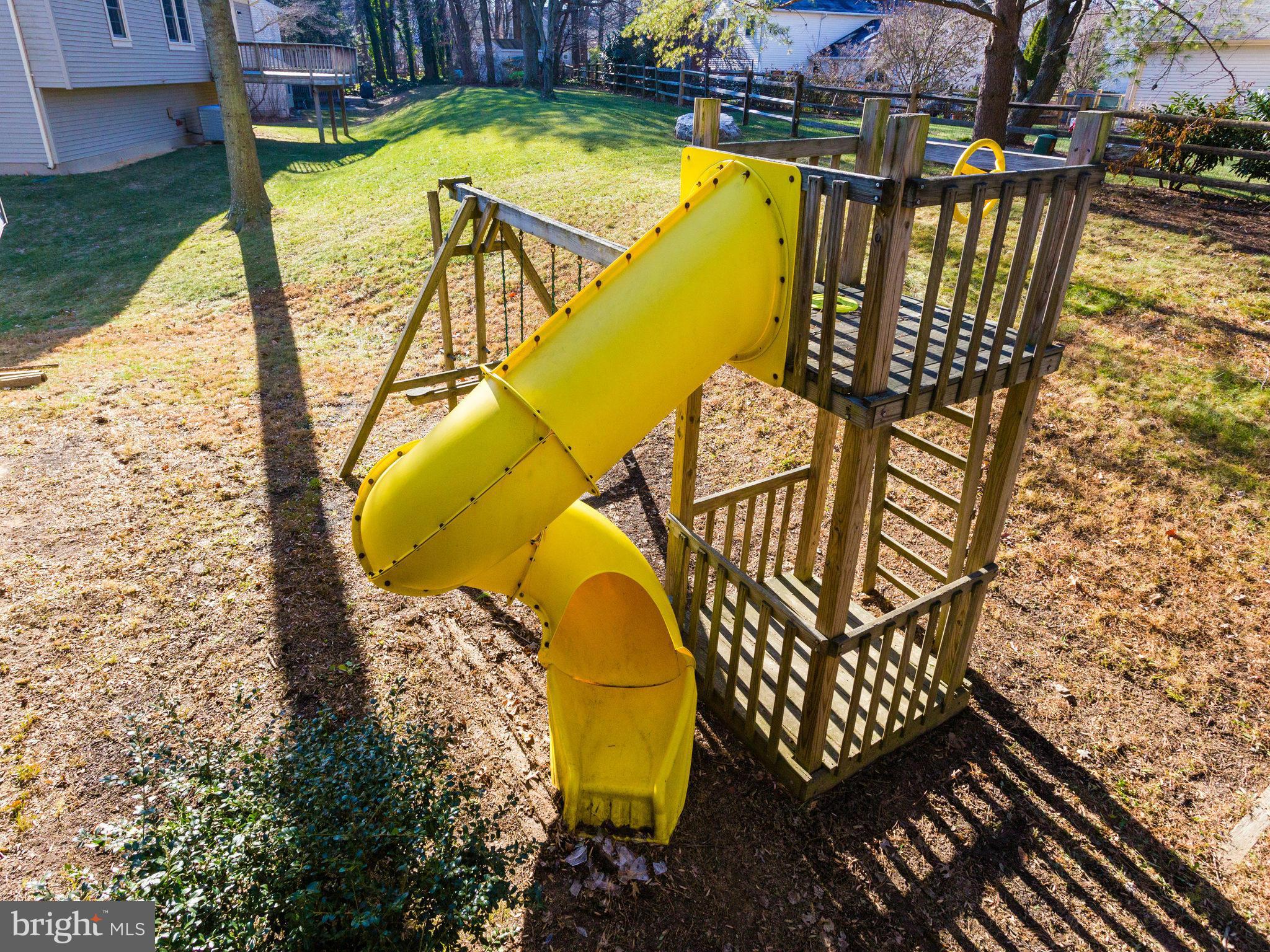 BURKE CENTRE - Residential Lease