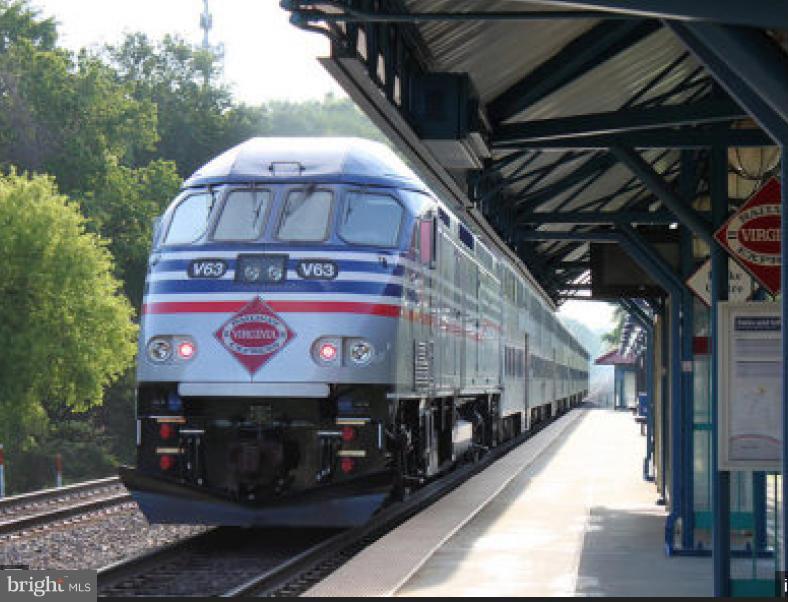 BURKE CENTRE - Residential Lease