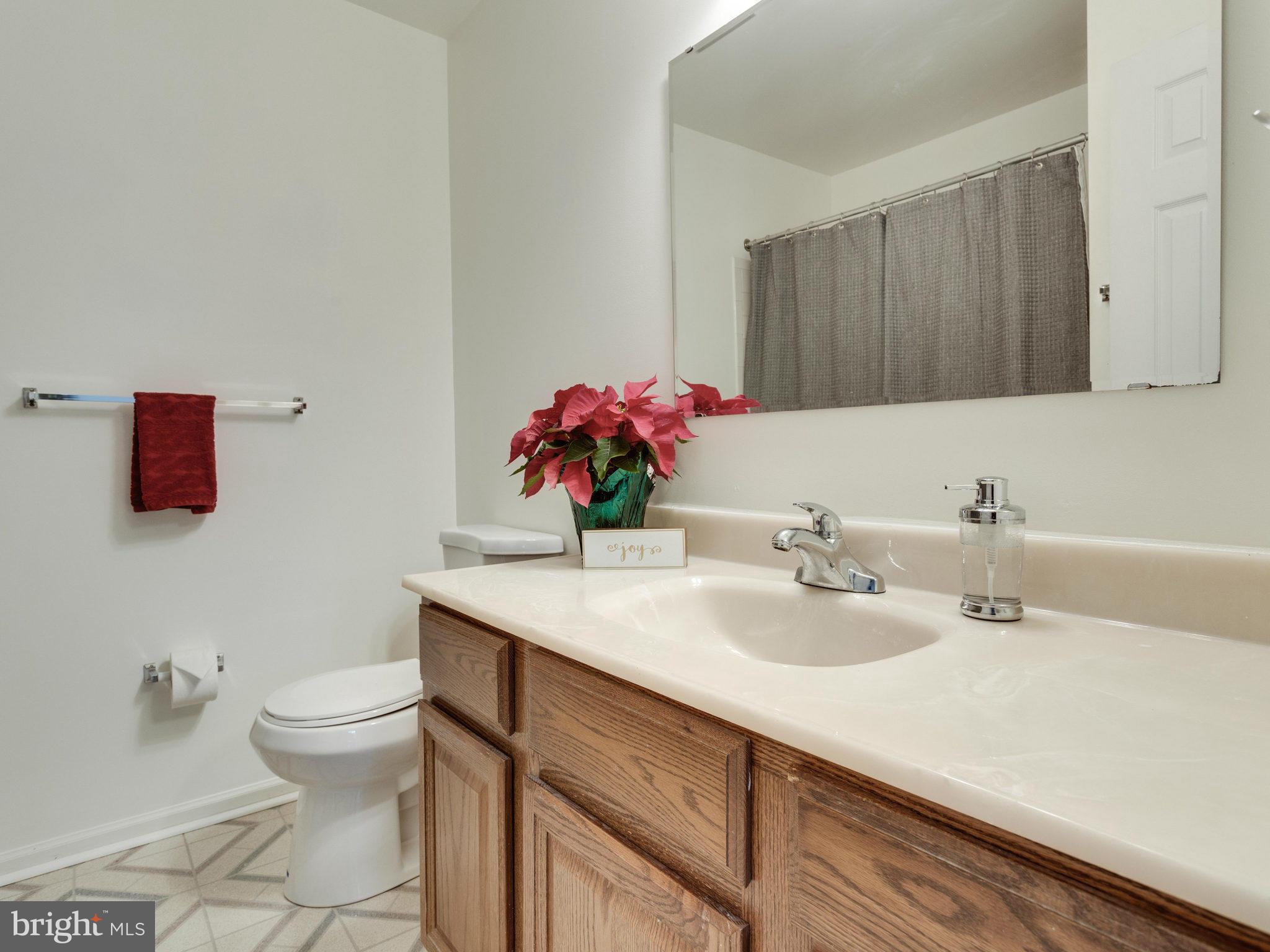 BURKE CENTRE - Residential Lease