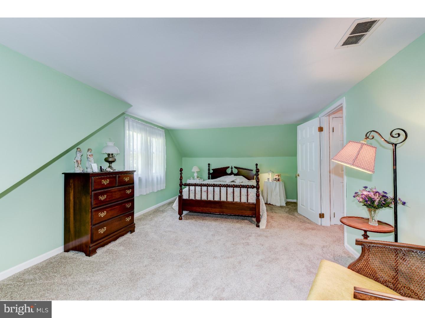 MAPLEWOOD - Residential
