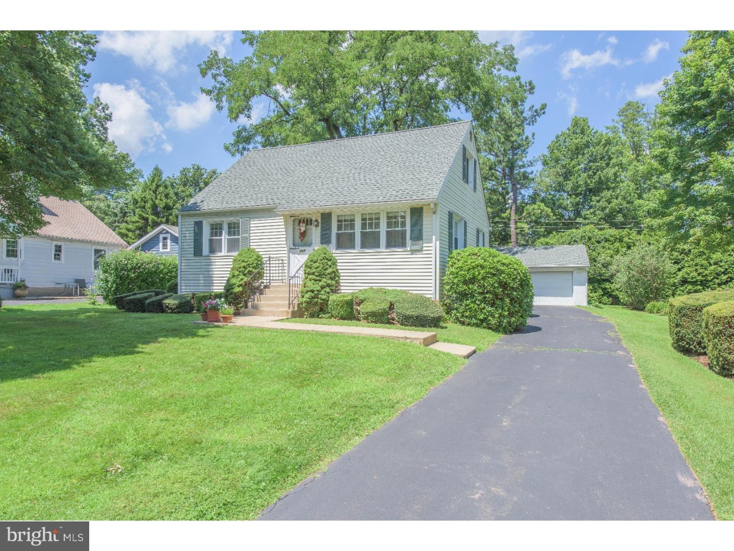 MAPLEWOOD - Residential