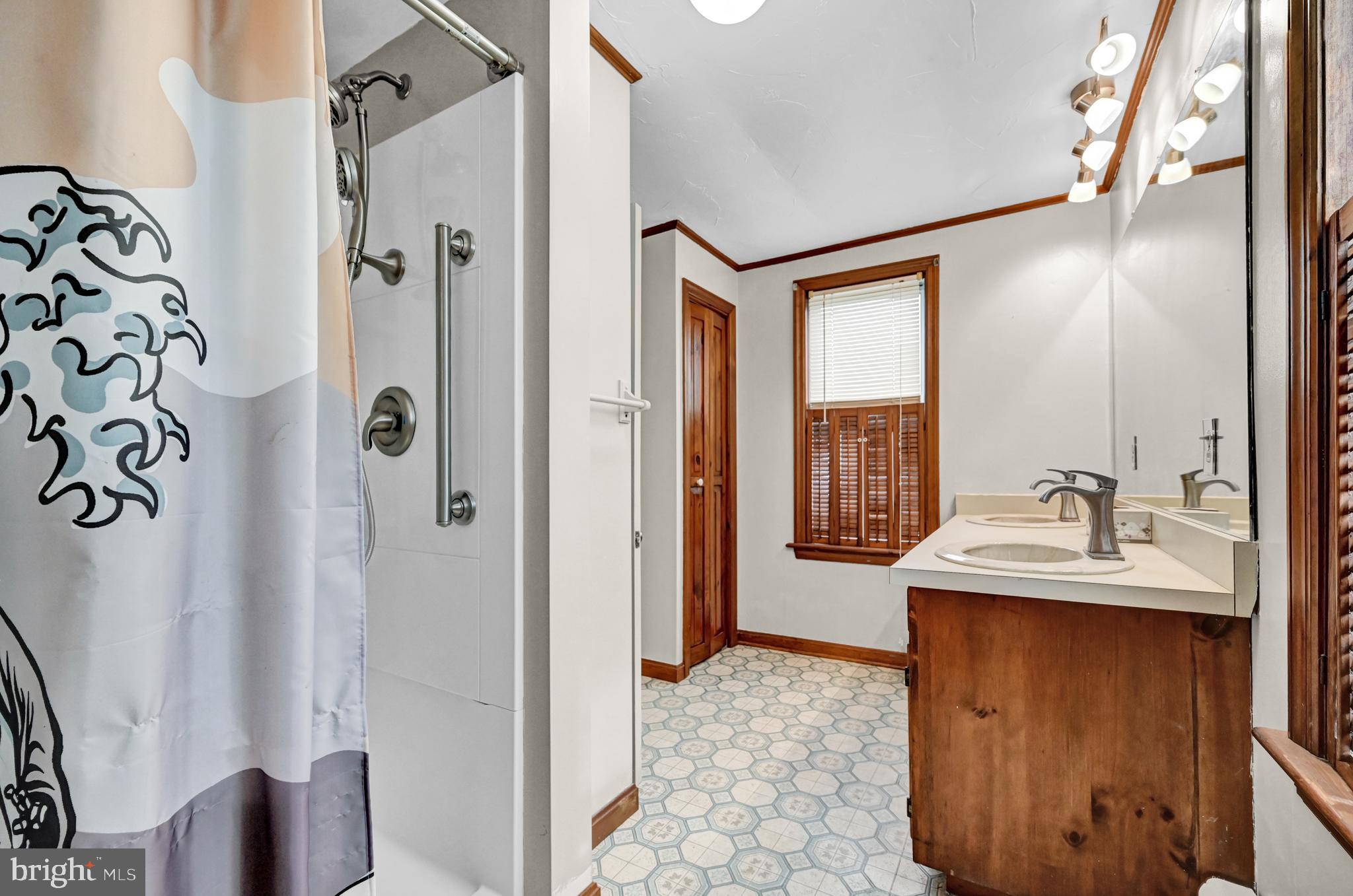 MCSHERRYSTOWN BOROUGH - Residential