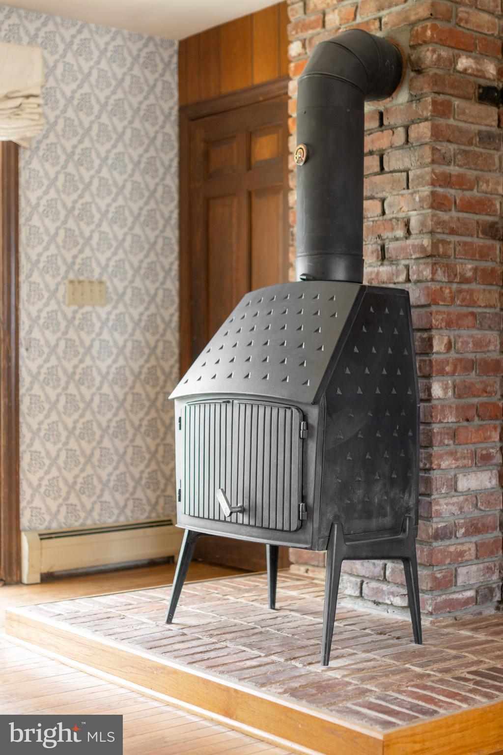 HARRIS ACRES - Residential