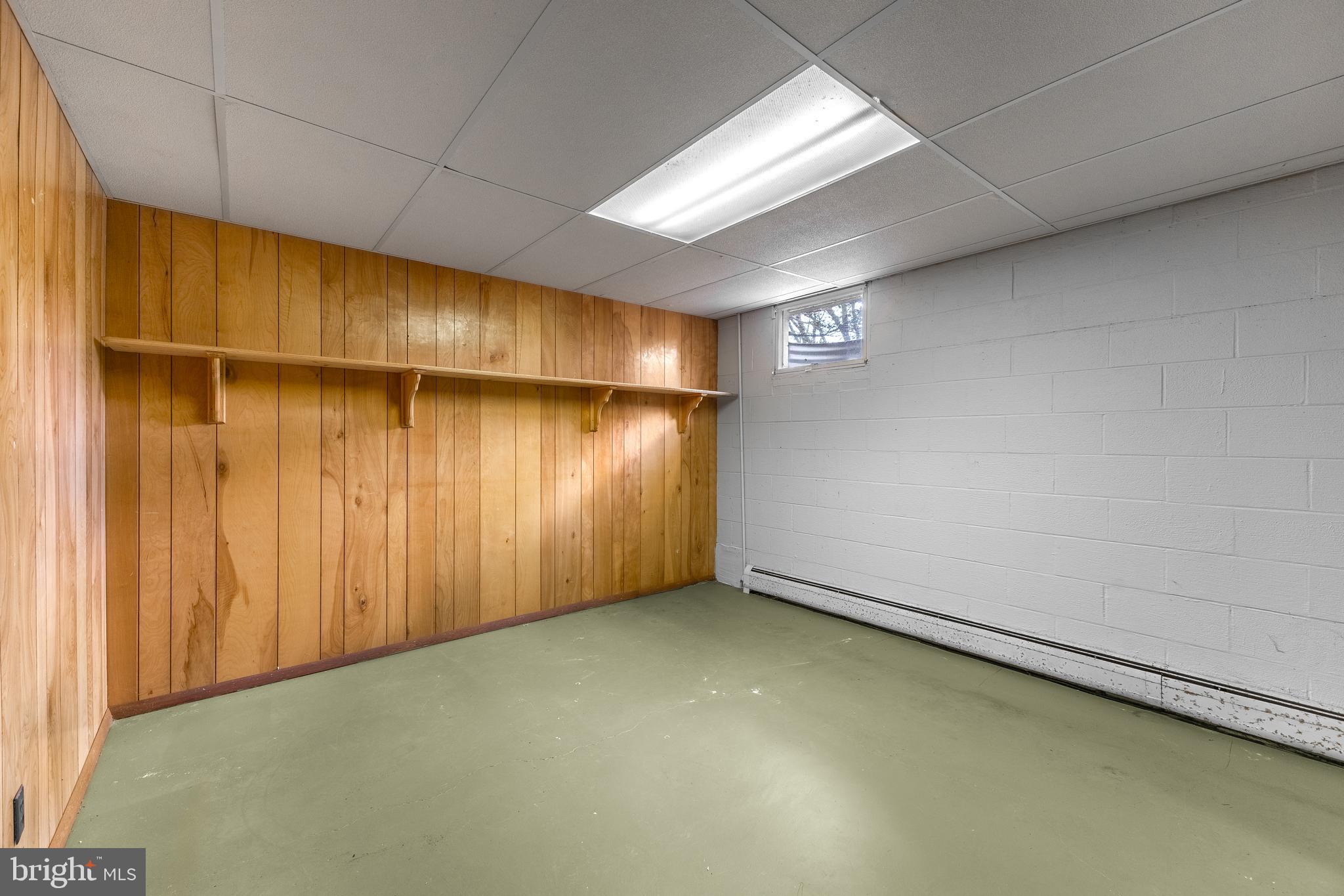 HARRIS ACRES - Residential