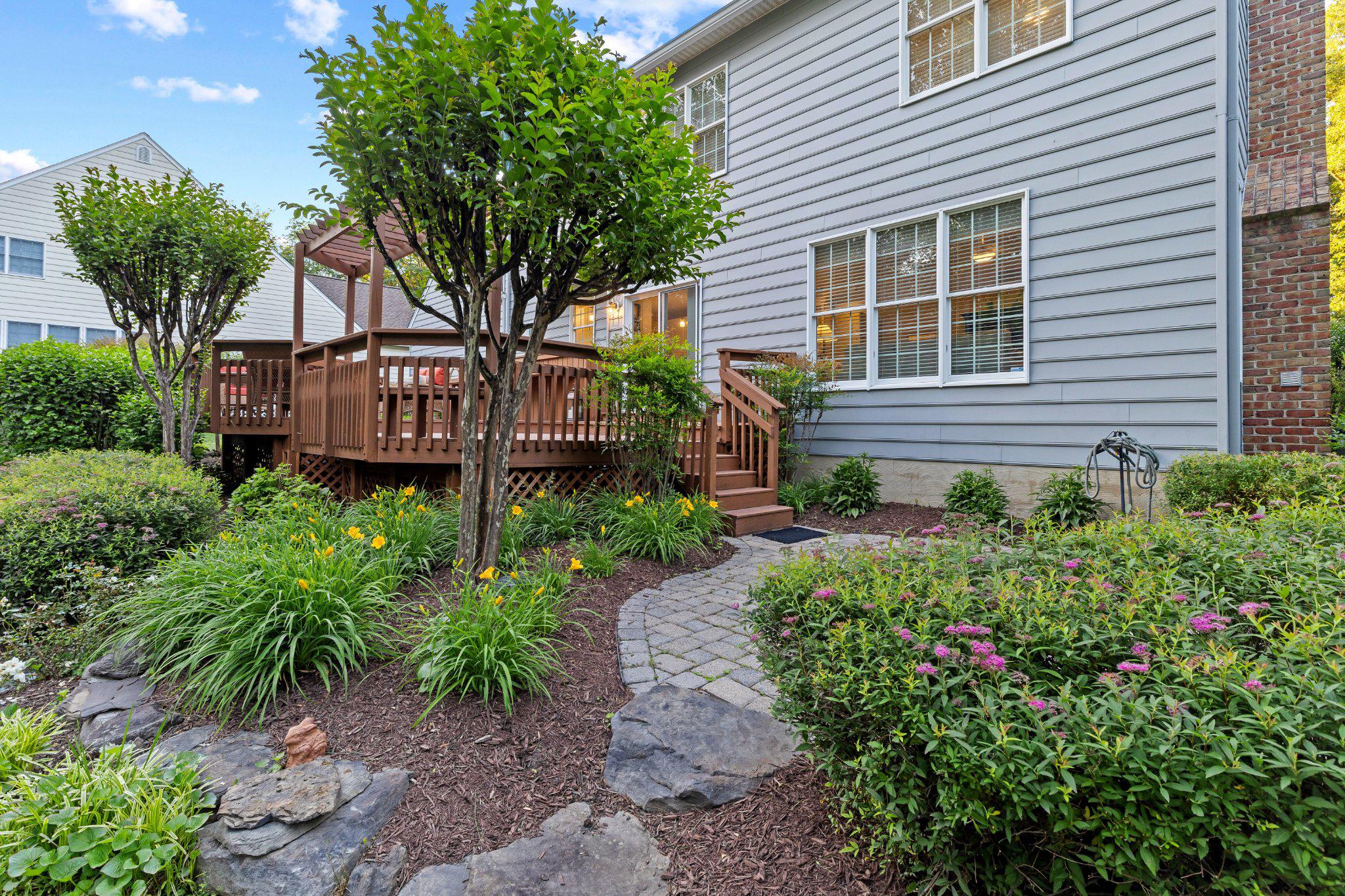 WOODBERRY FARMS - Residential