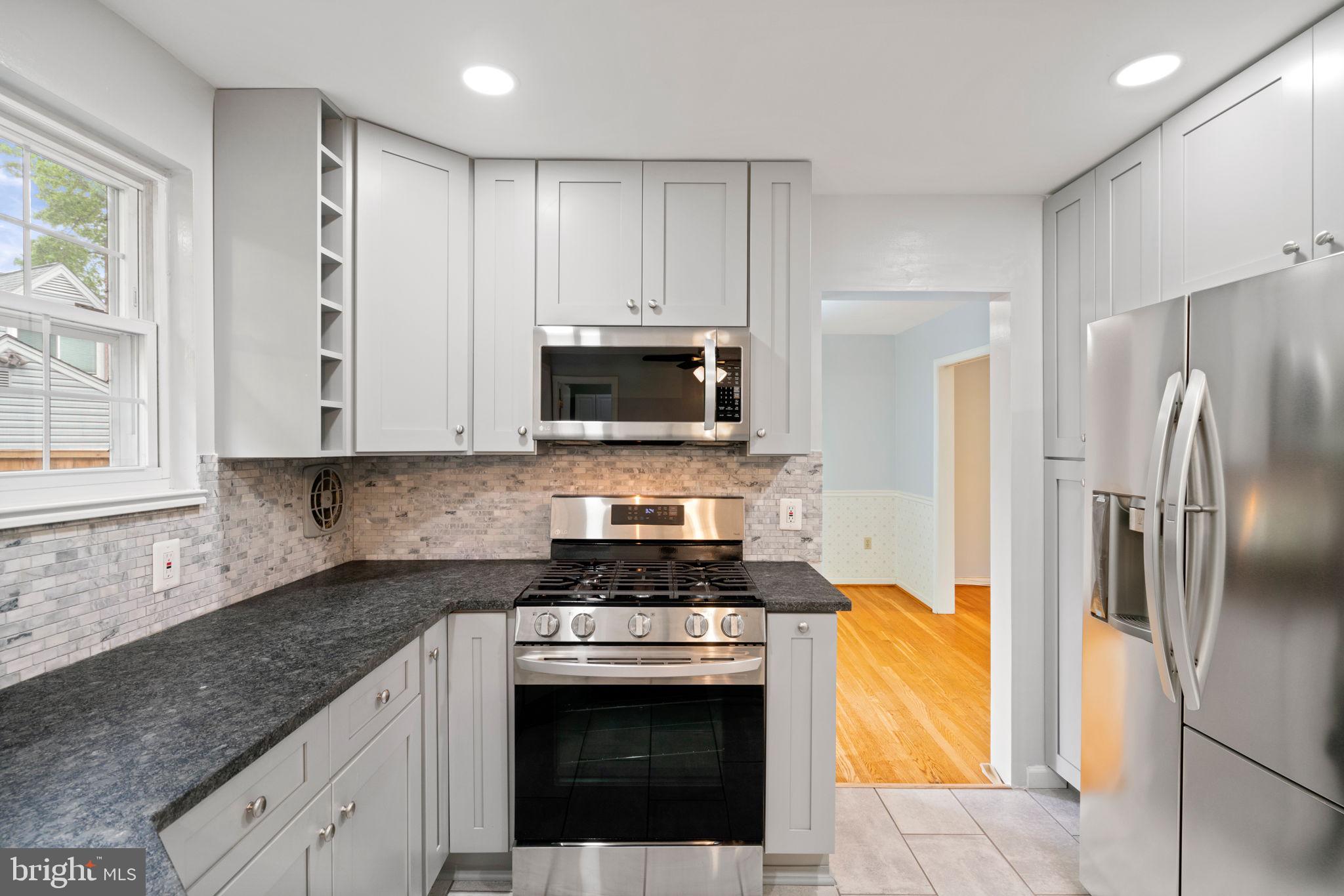 KINGS PARK - Residential Lease