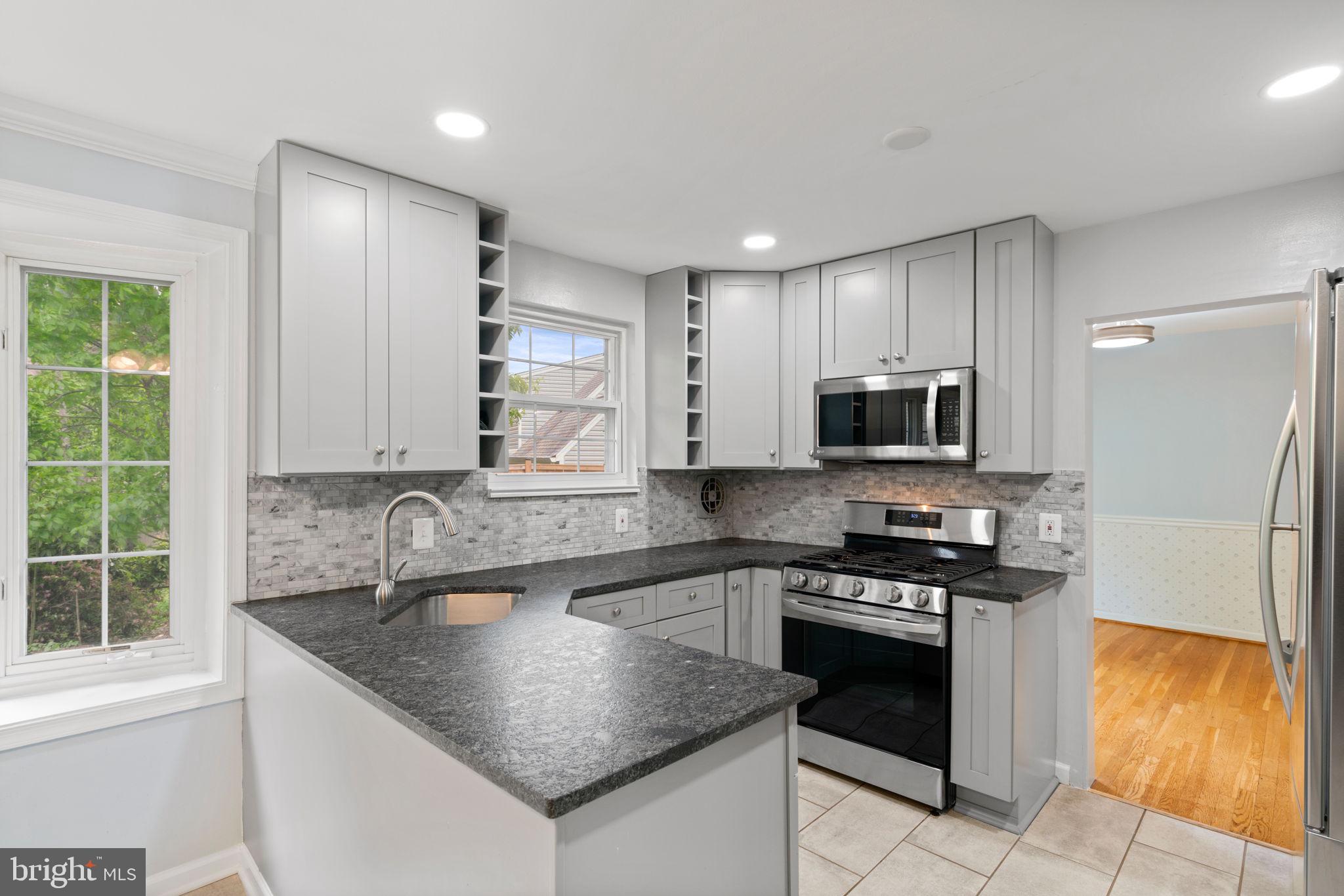 KINGS PARK - Residential Lease