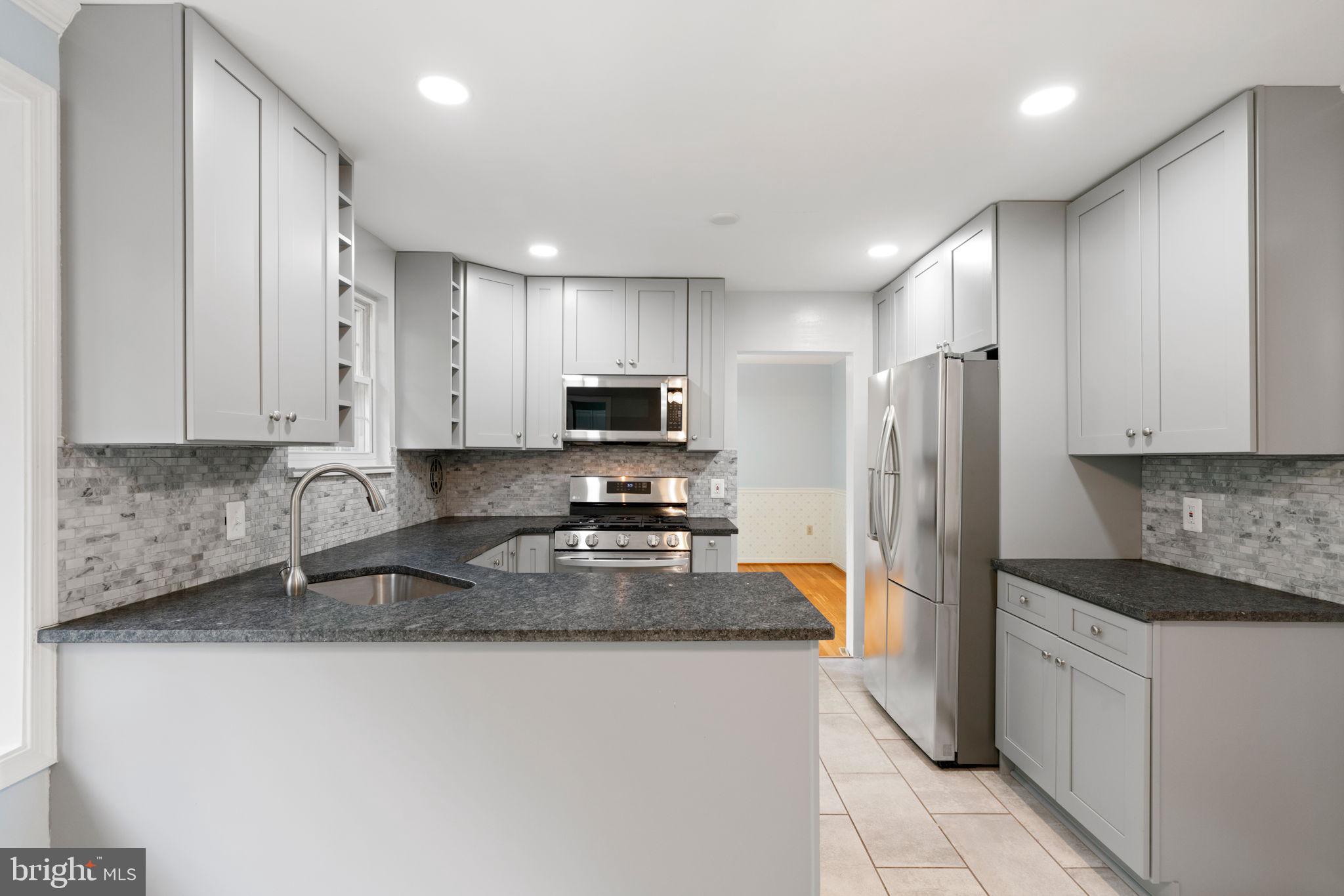 KINGS PARK - Residential Lease