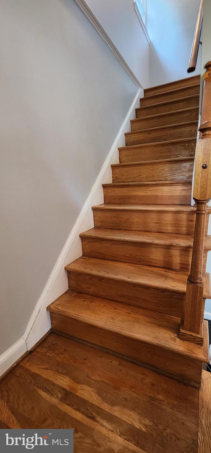 KINGS PARK - Residential Lease