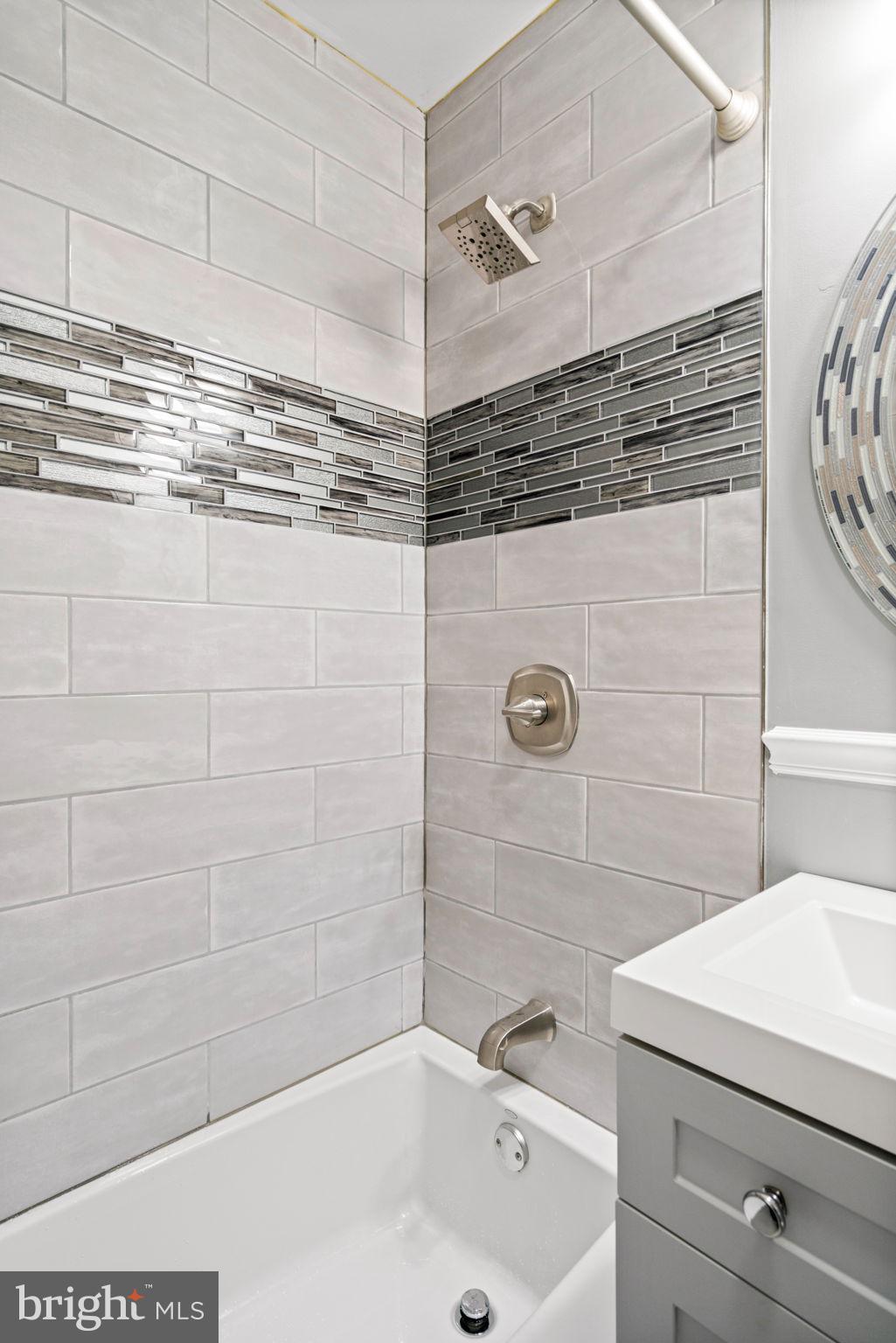 KINGS PARK - Residential Lease