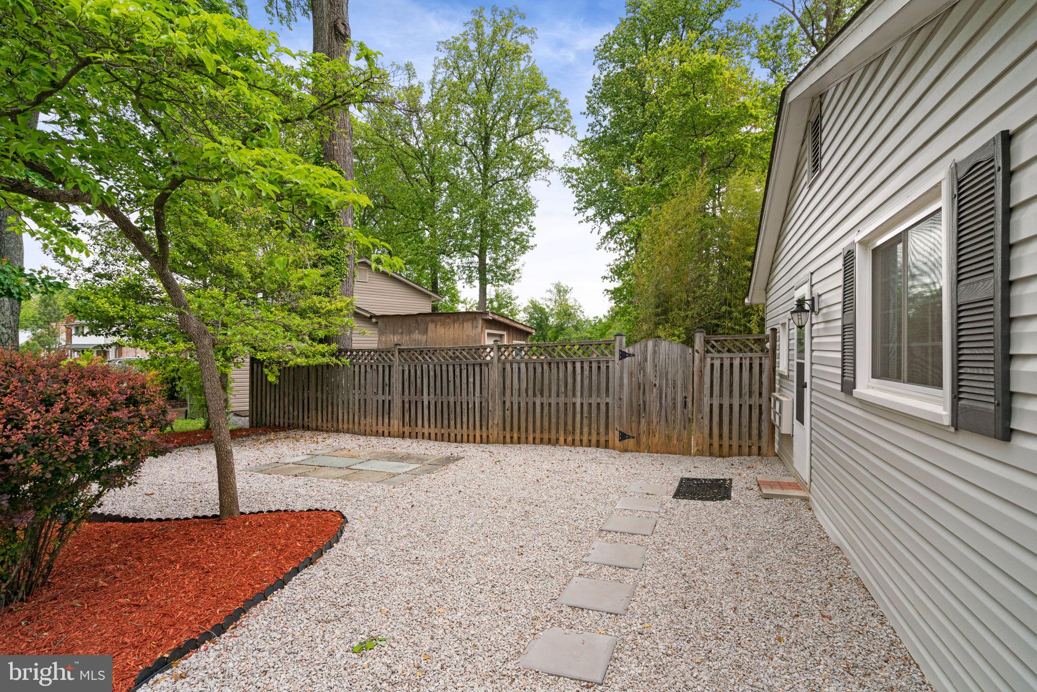 KINGS PARK - Residential Lease