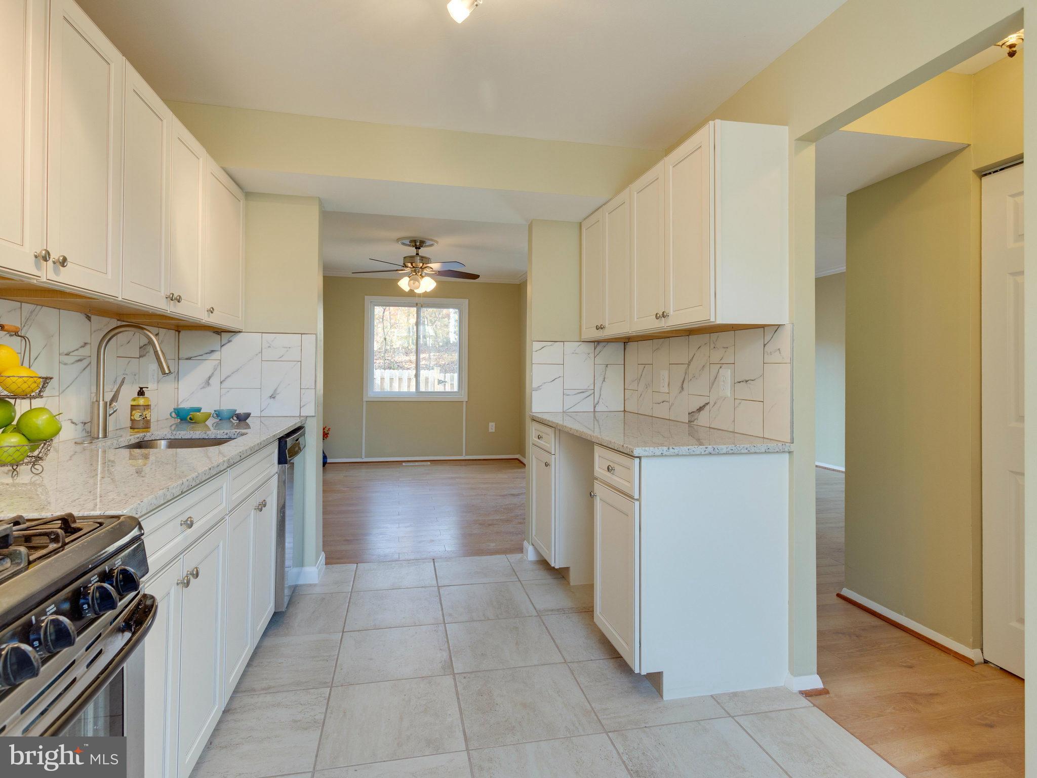 LAKE RIDGE - Residential