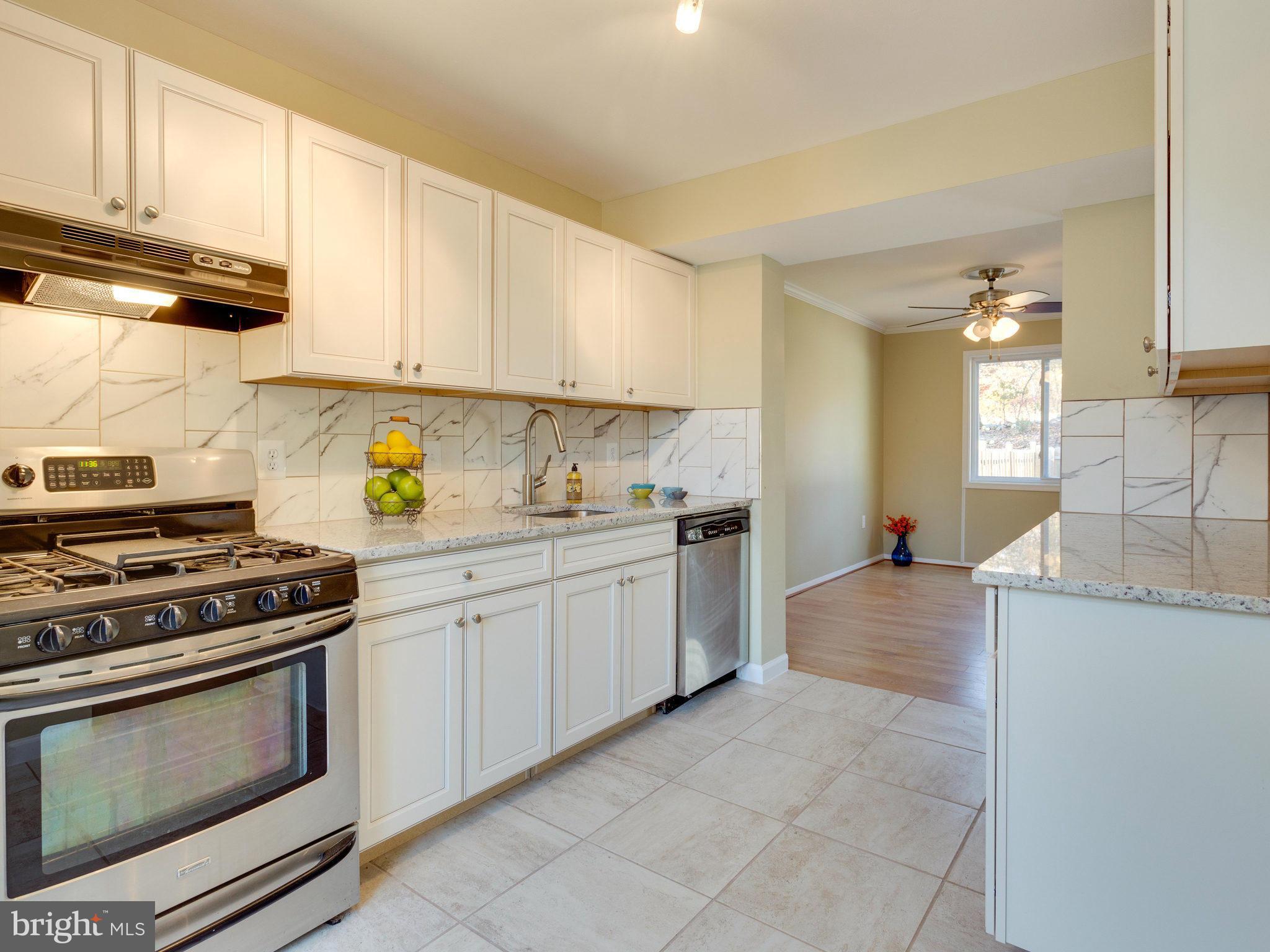 LAKE RIDGE - Residential