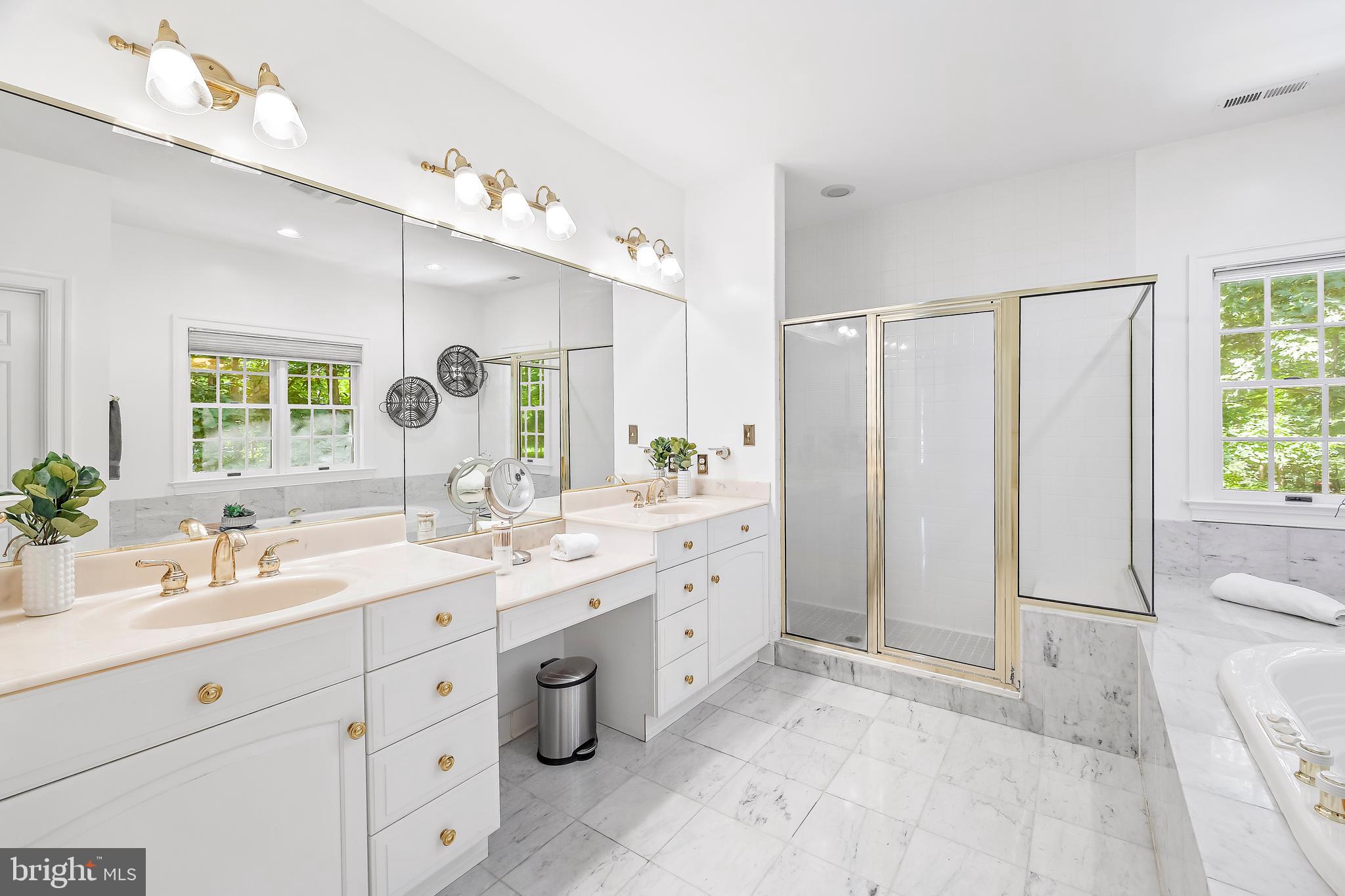 LAURELFORD - Residential