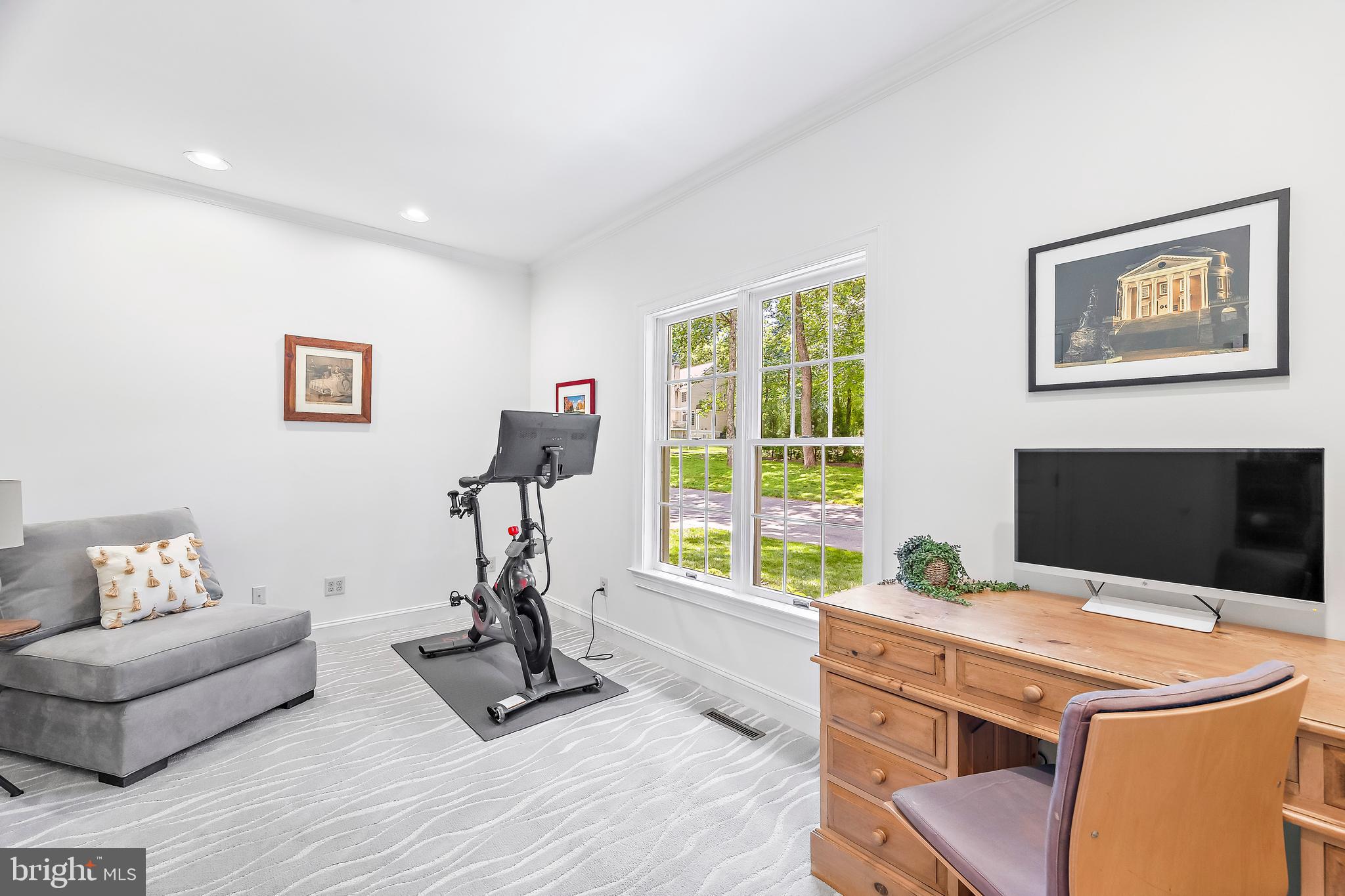 LAURELFORD - Residential