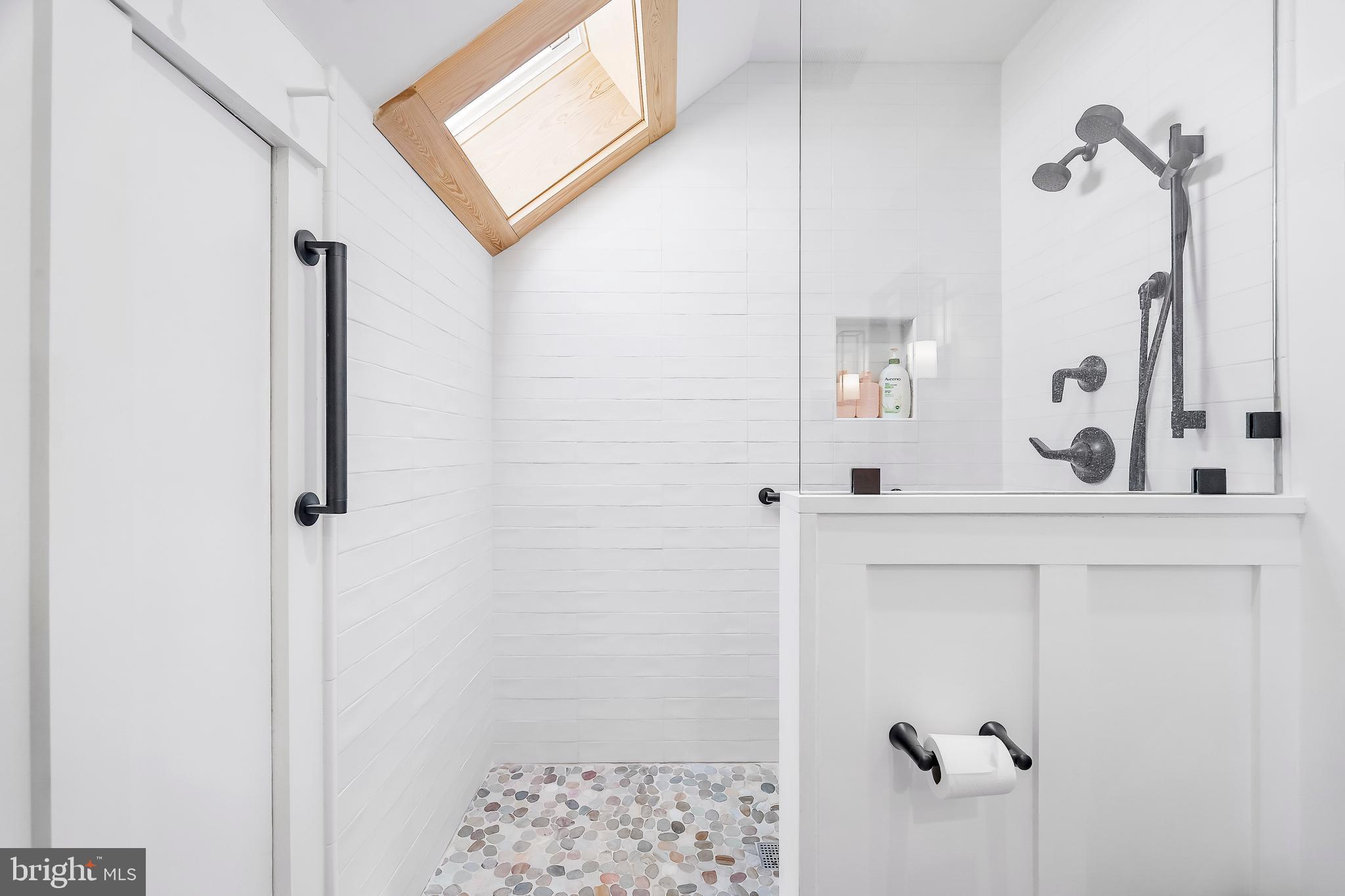 LAURELFORD - Residential