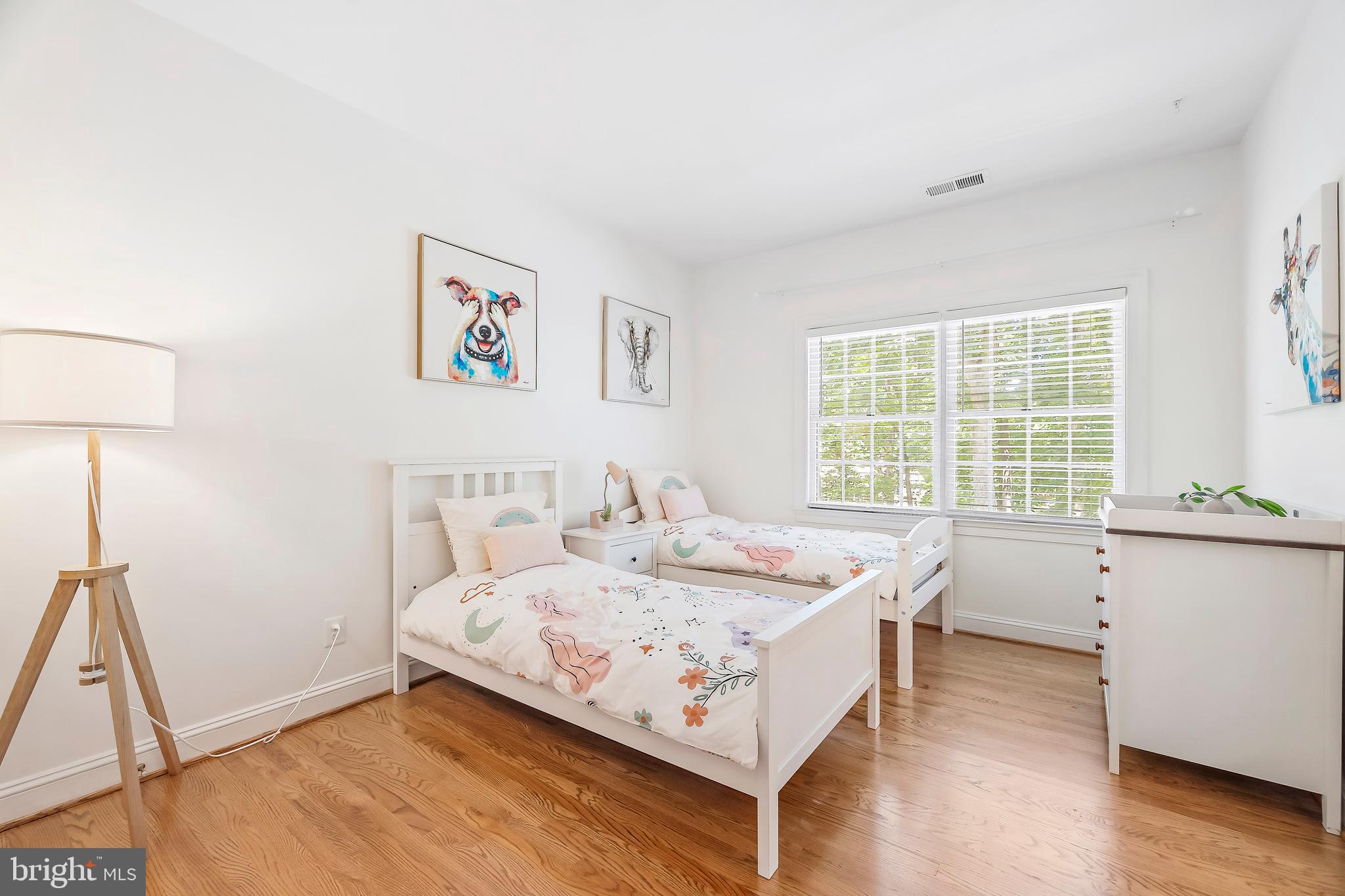 LAURELFORD - Residential