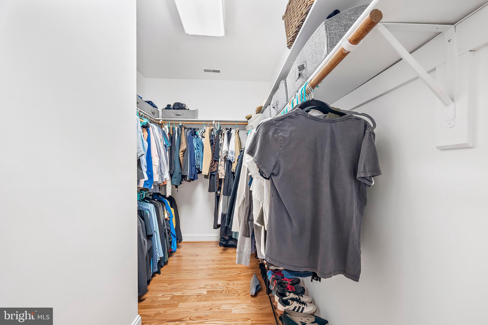 LAURELFORD - Residential