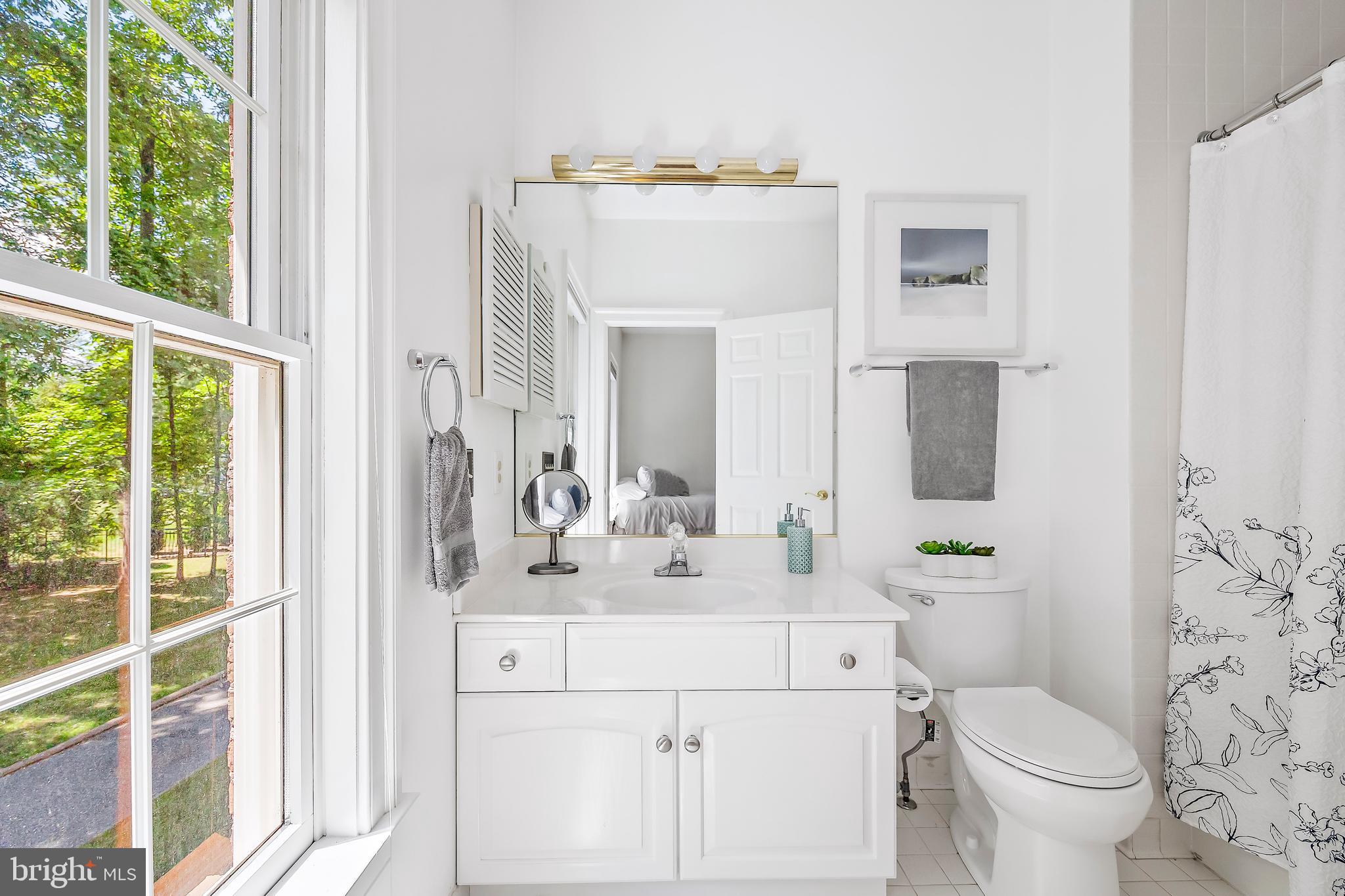 LAURELFORD - Residential