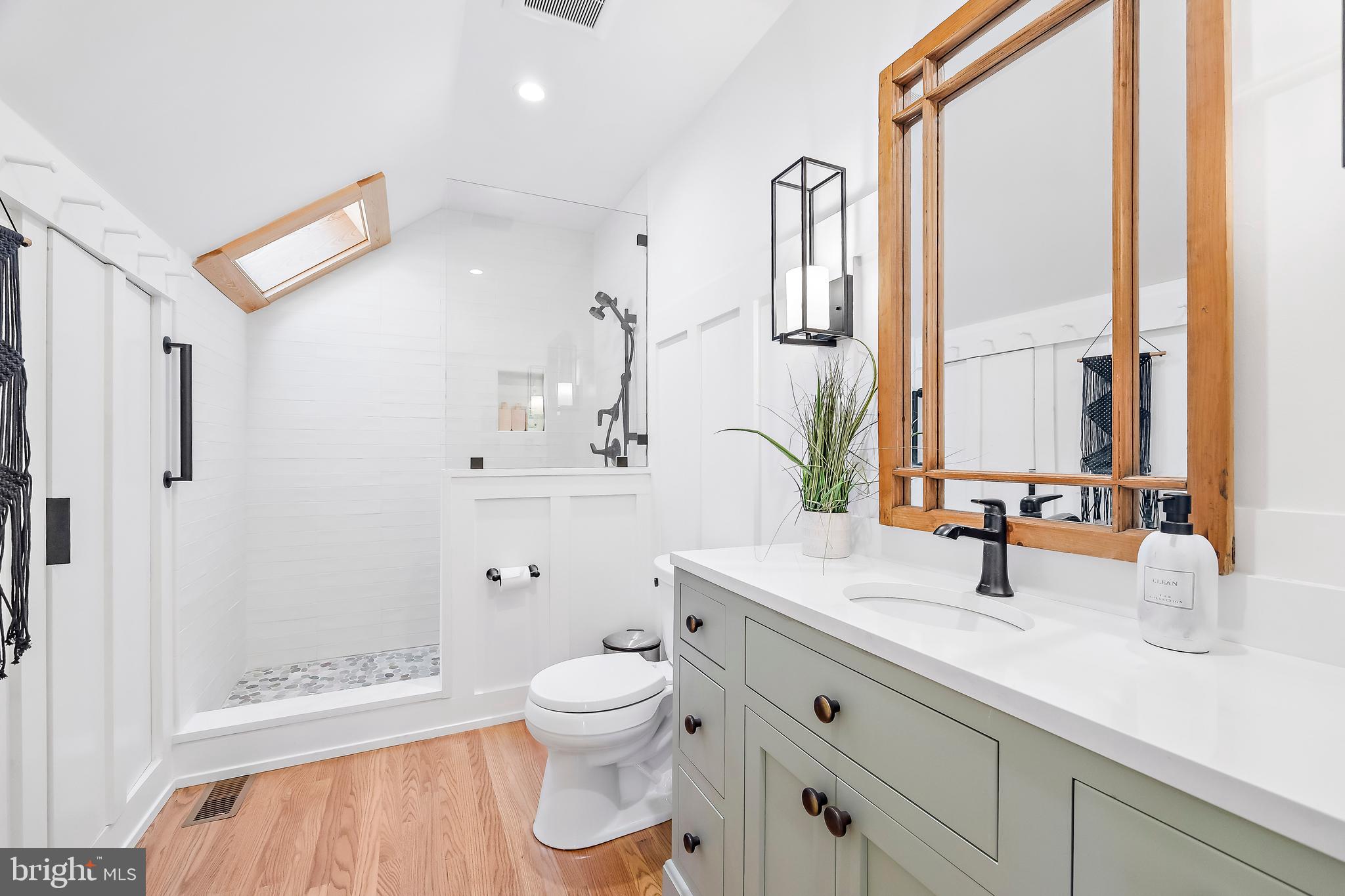 LAURELFORD - Residential