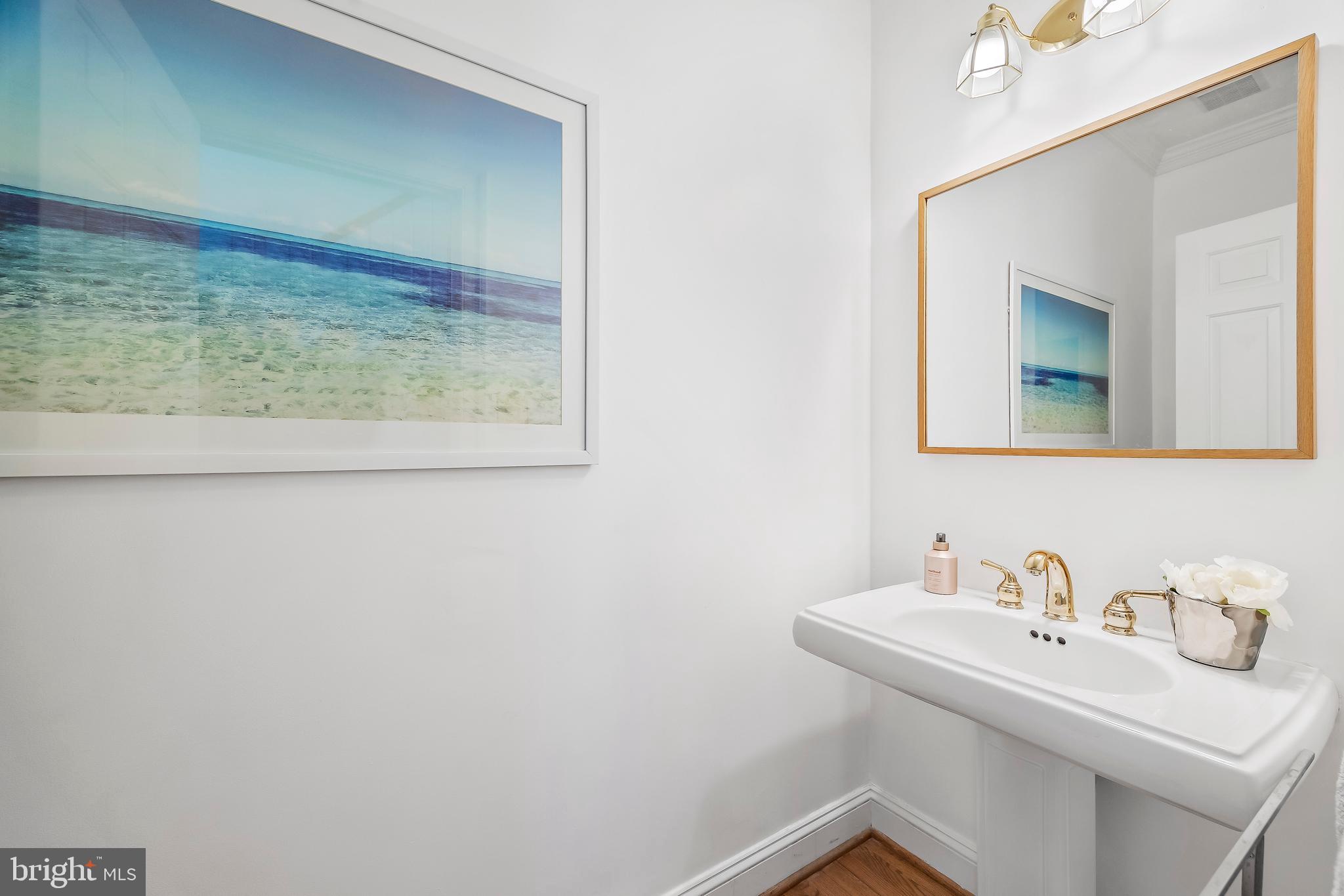 LAURELFORD - Residential