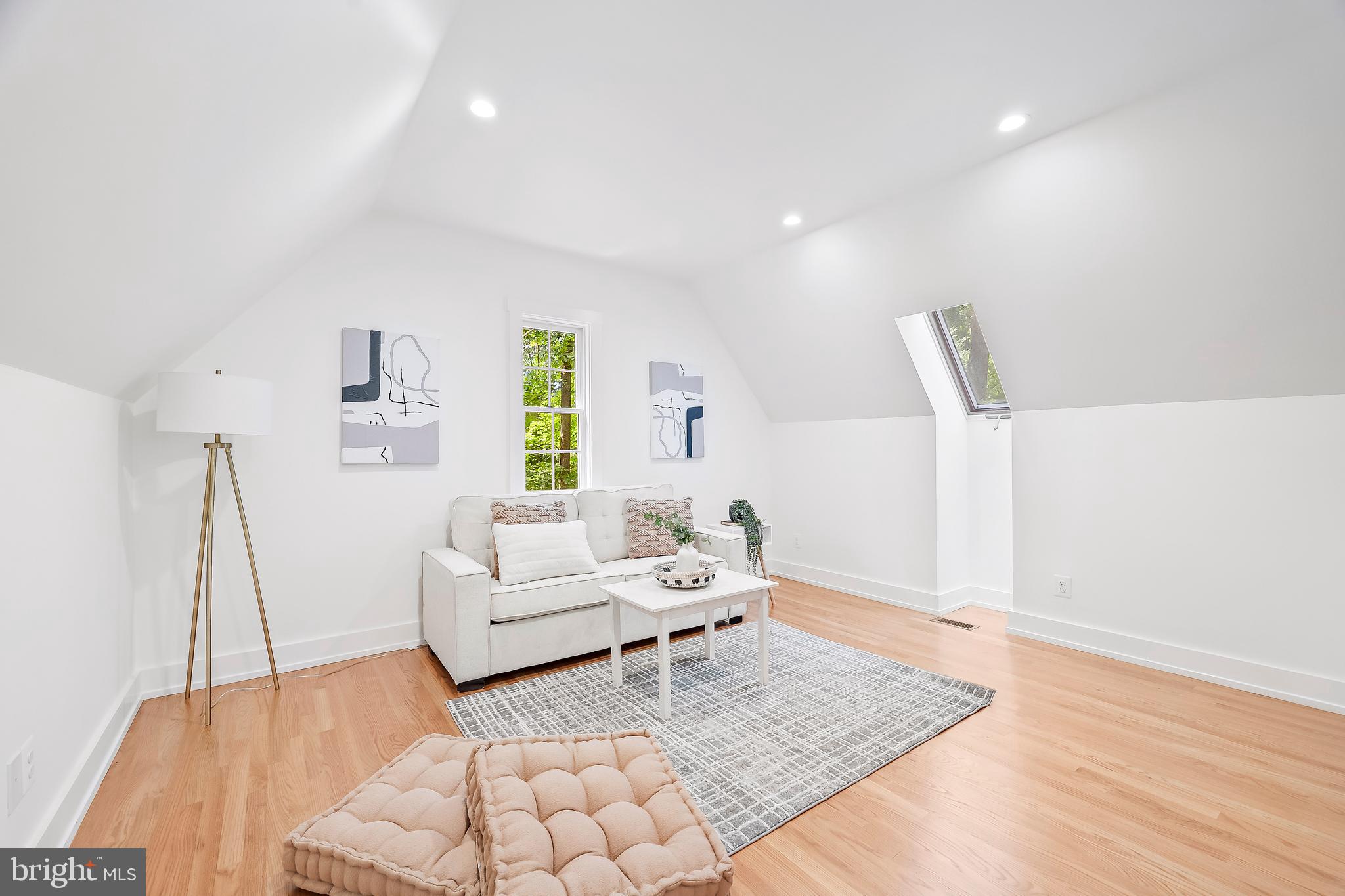 LAURELFORD - Residential