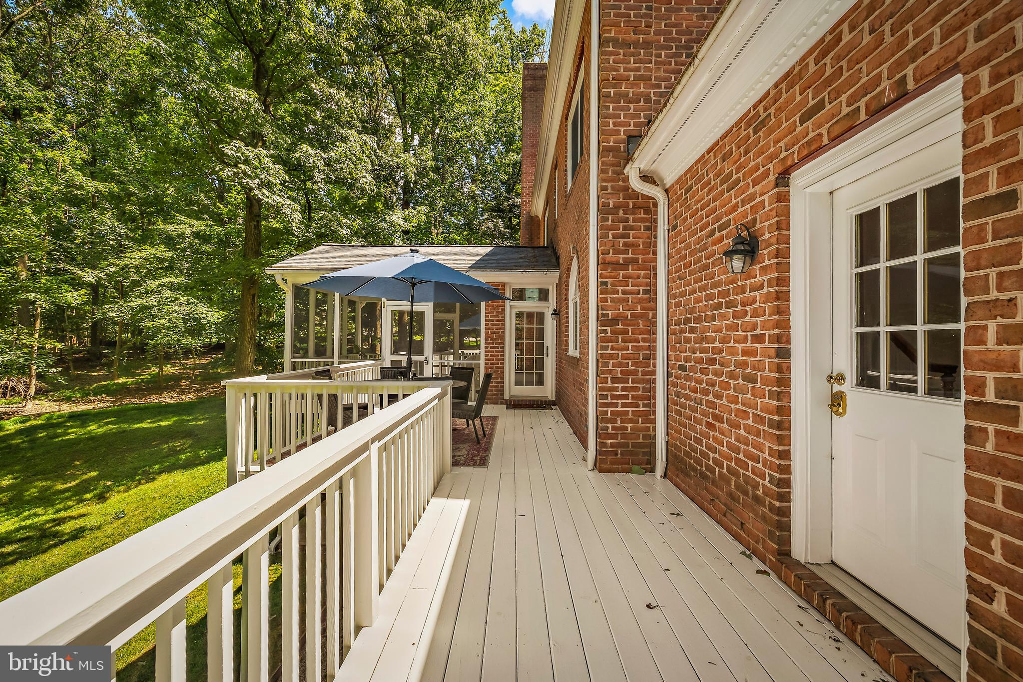 LAURELFORD - Residential