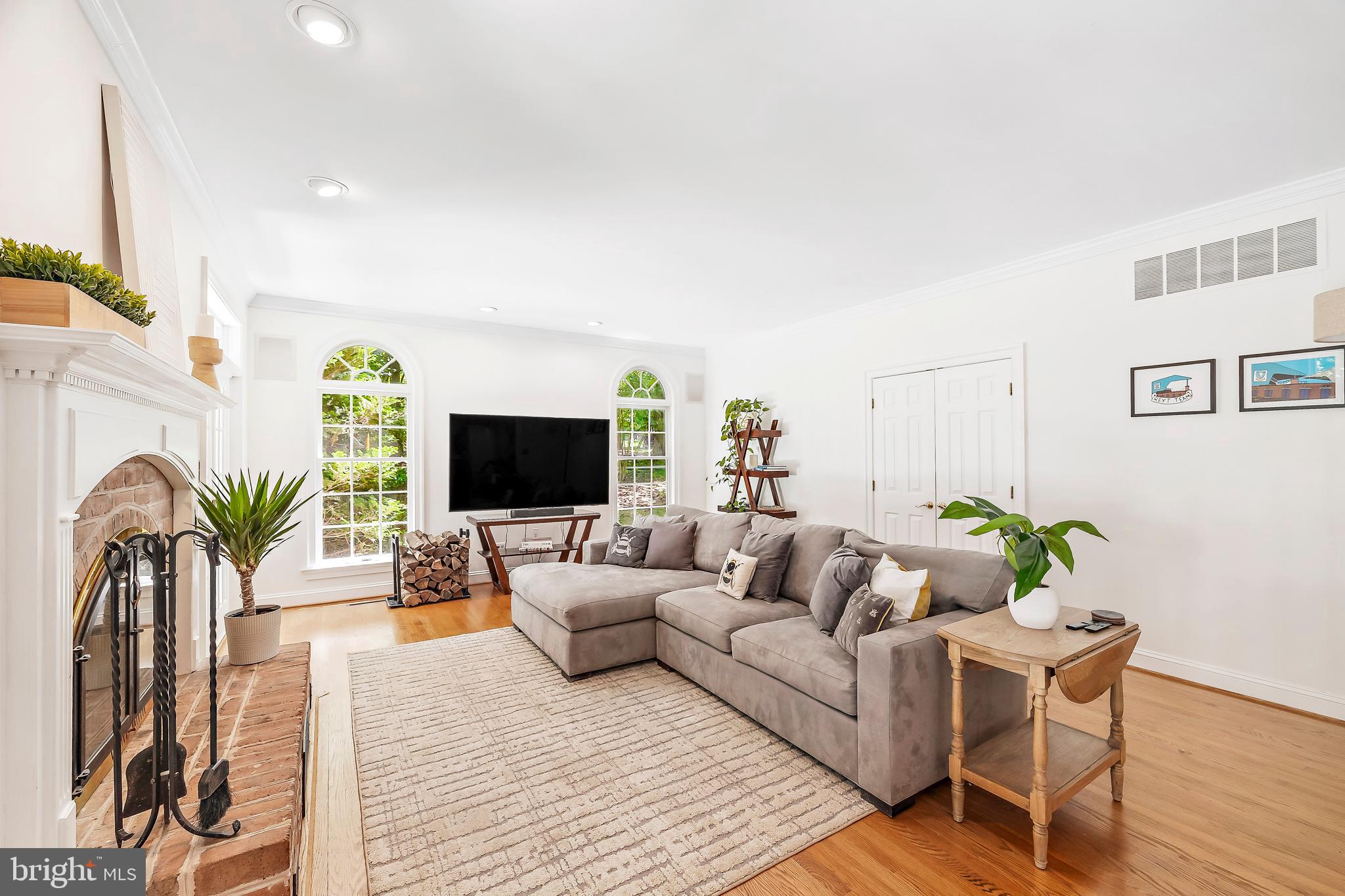 LAURELFORD - Residential