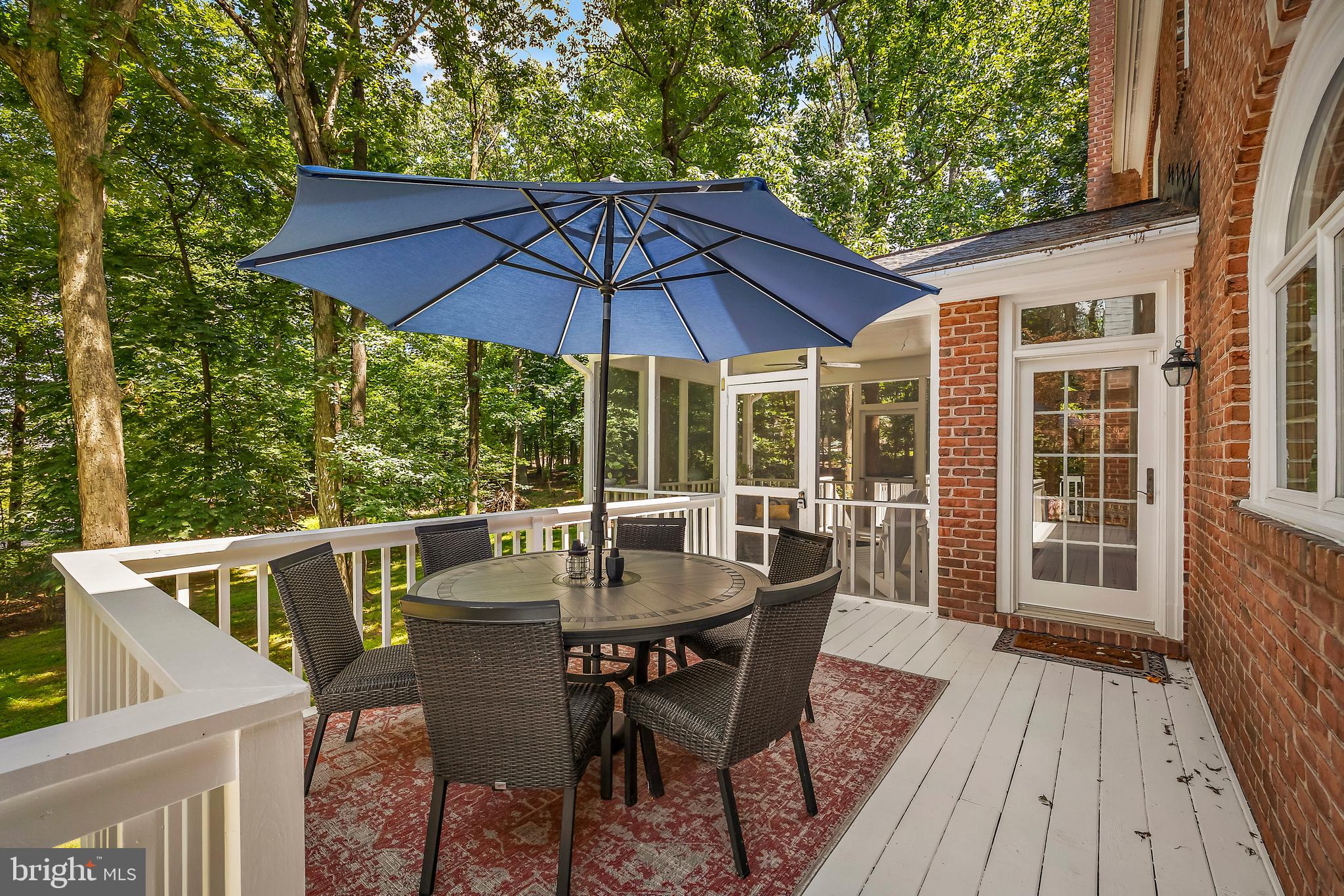 LAURELFORD - Residential